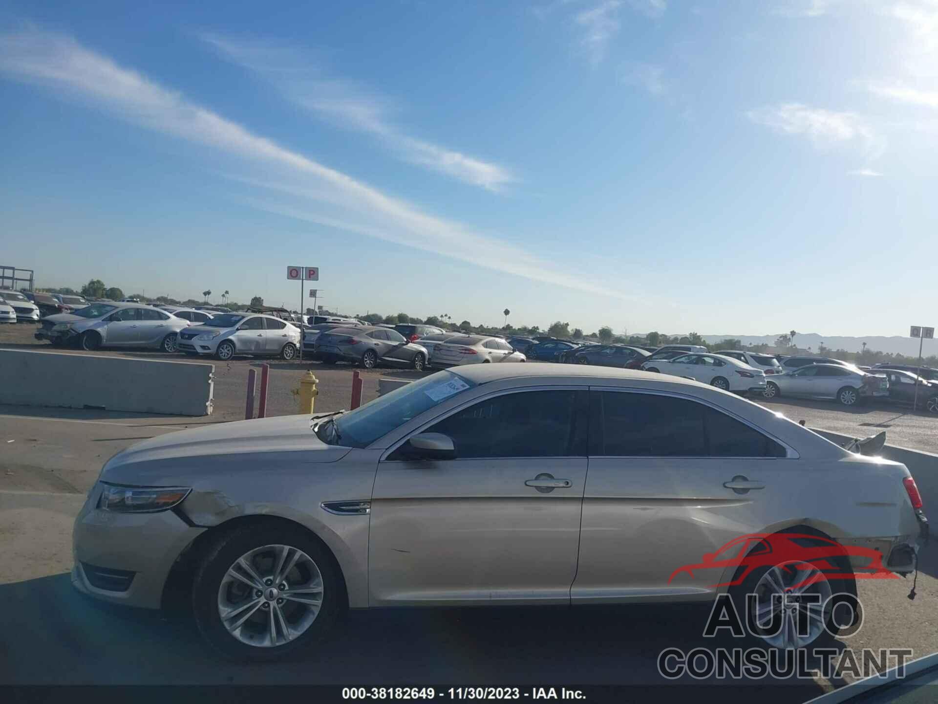 FORD TAURUS 2018 - 1FAHP2H88JG135830