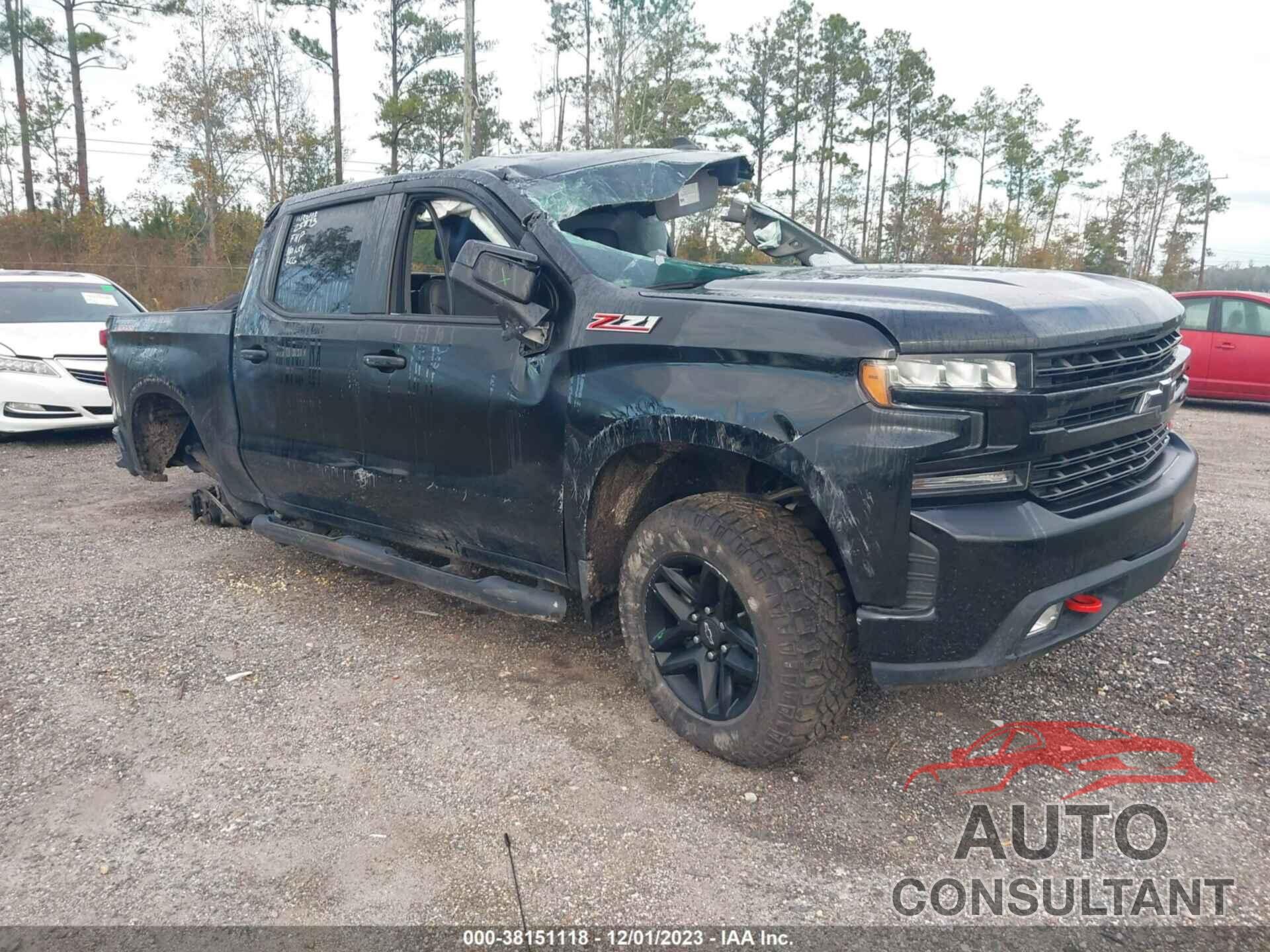 CHEVROLET SILVERADO 1500 2021 - 1GCPYFED0MZ345682