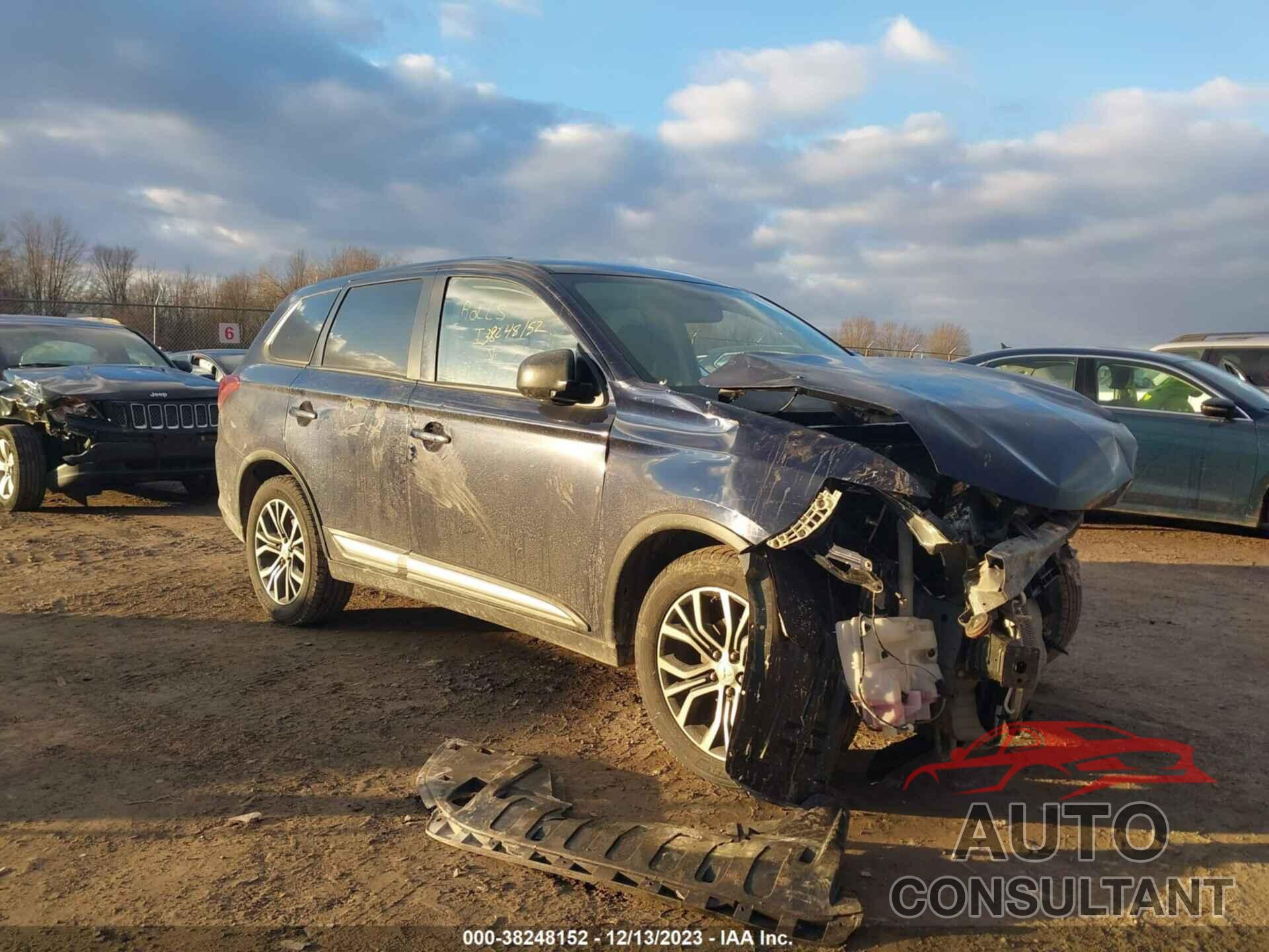 MITSUBISHI OUTLANDER 2017 - JA4AZ2A39HZ037712