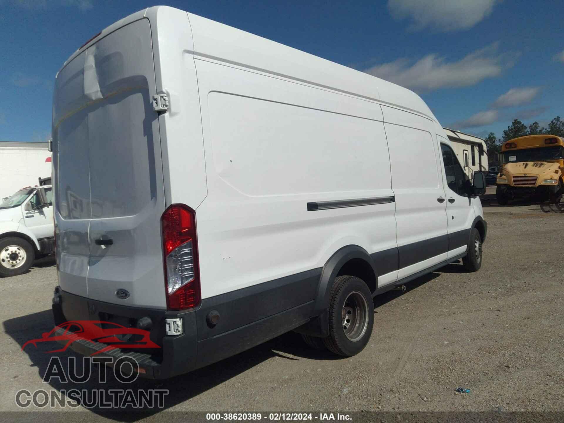 FORD TRANSIT-350 2017 - 1FTBF4UG6HKA67787