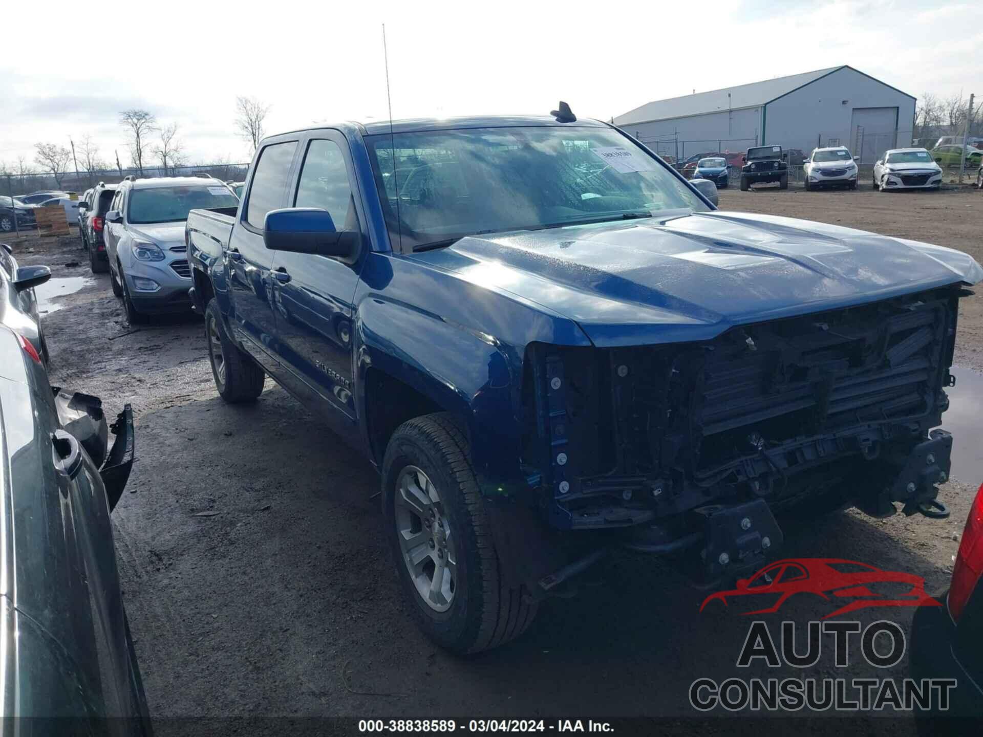 CHEVROLET SILVERADO 1500 2018 - 3GCUKREC6JG526486