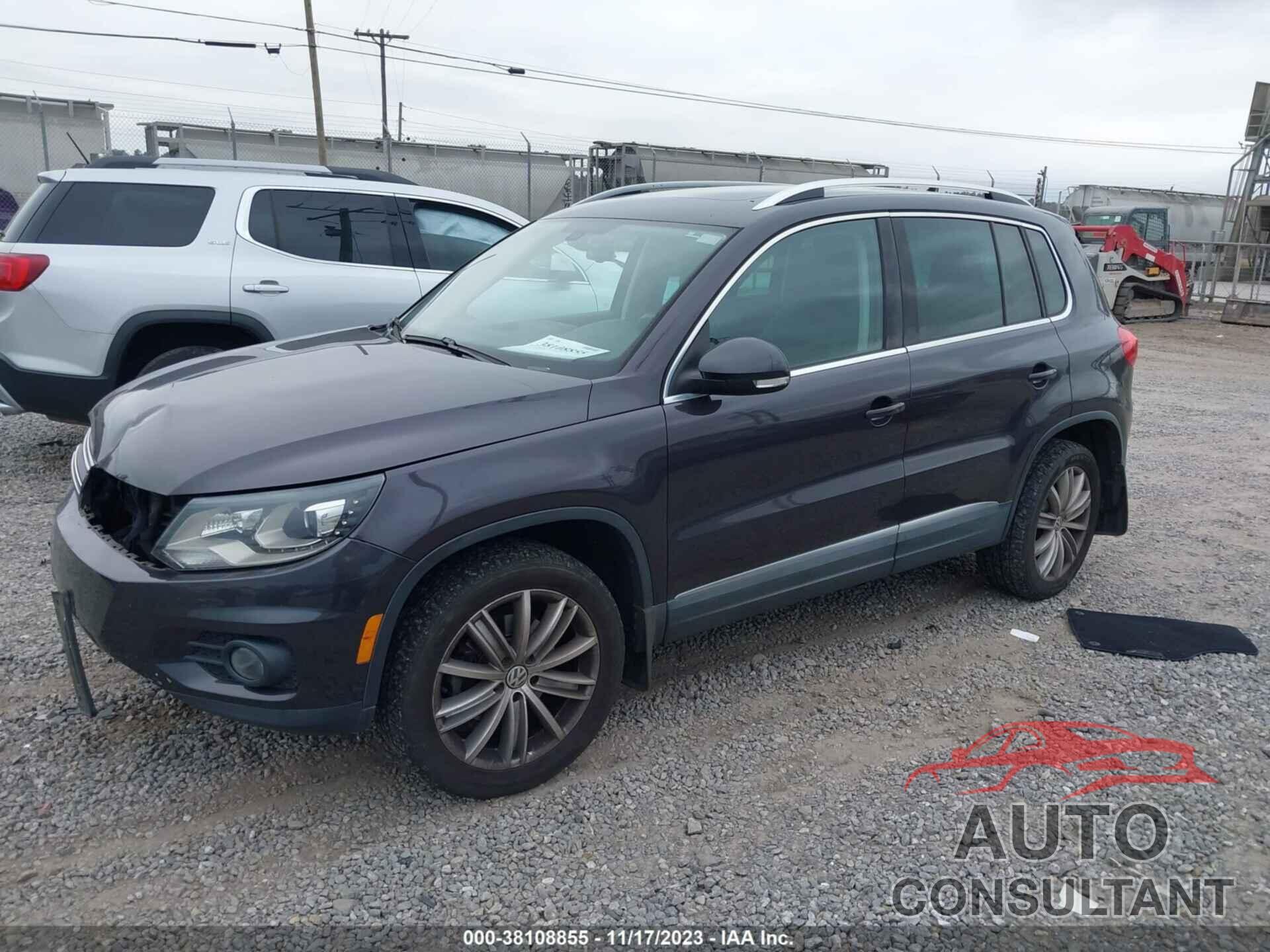 VOLKSWAGEN TIGUAN 2016 - WVGBV7AX7GW607594