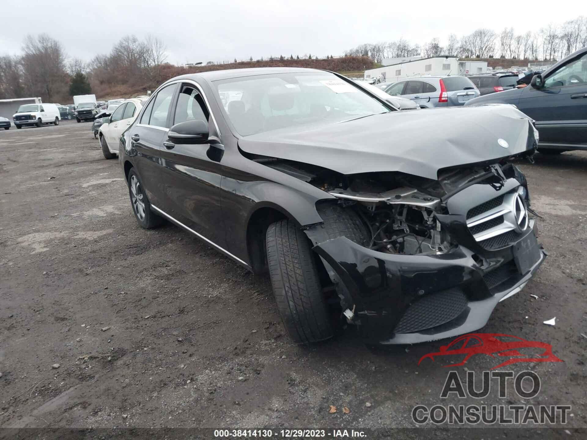 MERCEDES-BENZ C 300 2016 - 55SWF4KB7GU112349