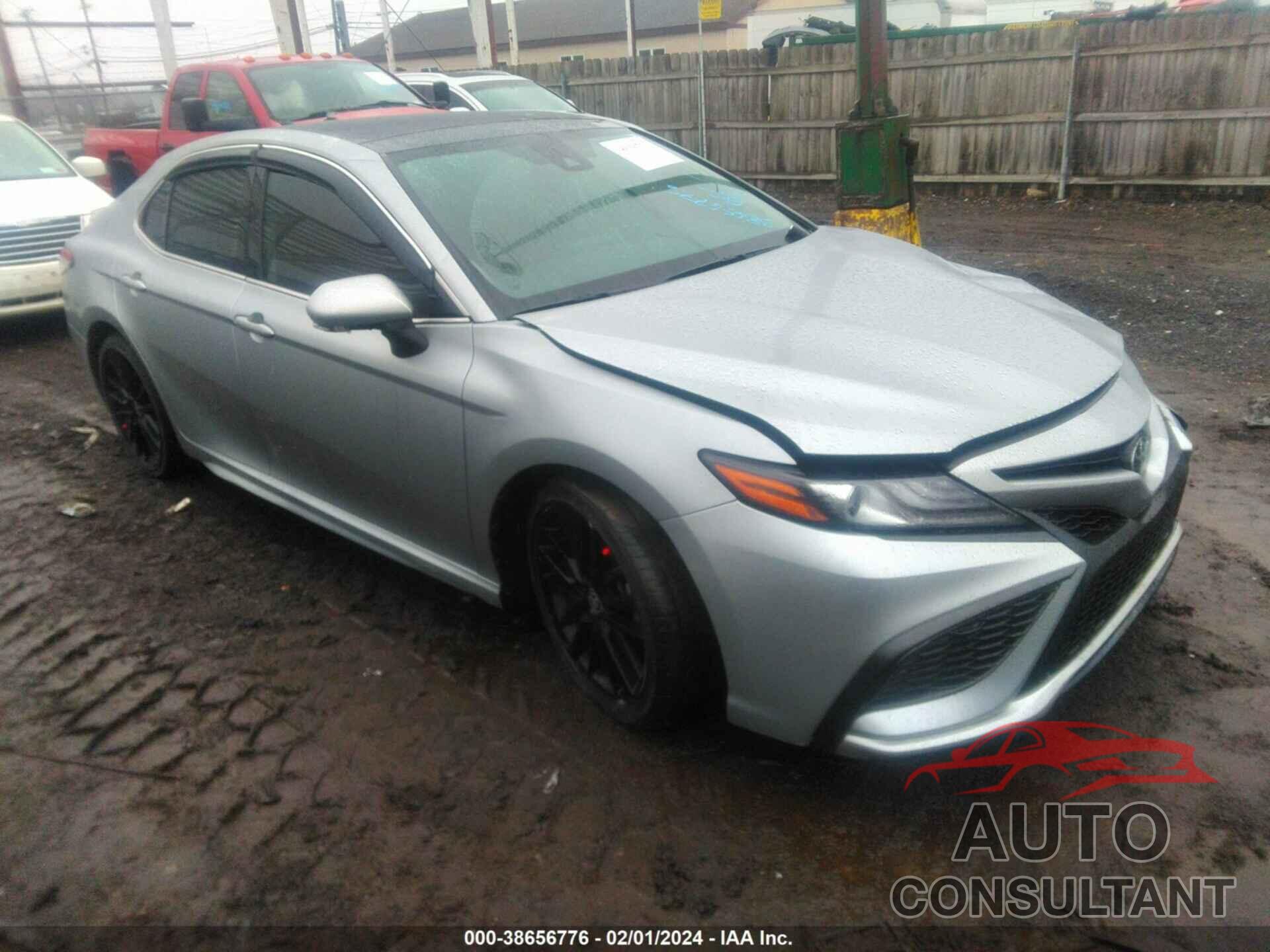 TOYOTA CAMRY 2021 - 4T1K61AK7MU584226