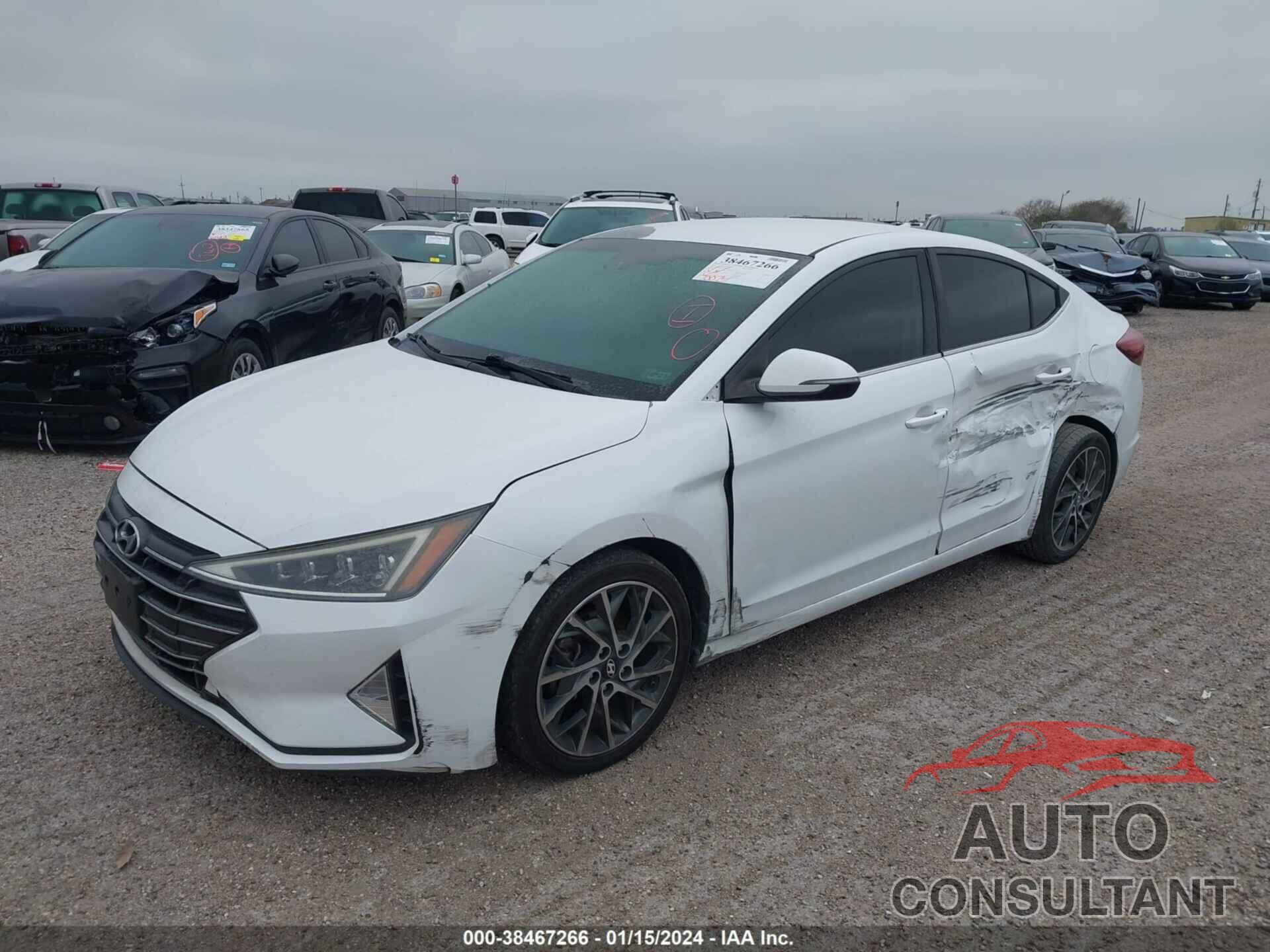 HYUNDAI ELANTRA 2019 - 5NPD84LF2KH478914