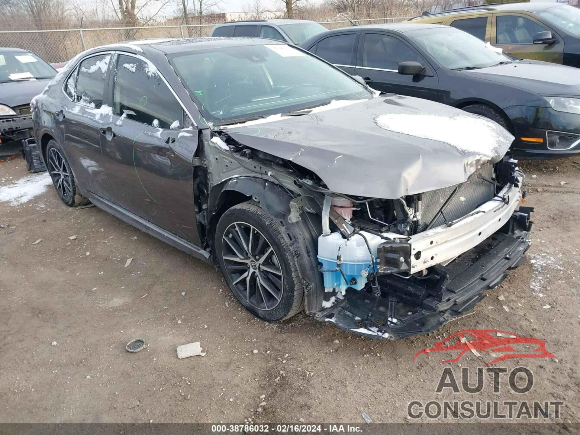 TOYOTA CAMRY 2023 - 4T1T11AK8PU728180