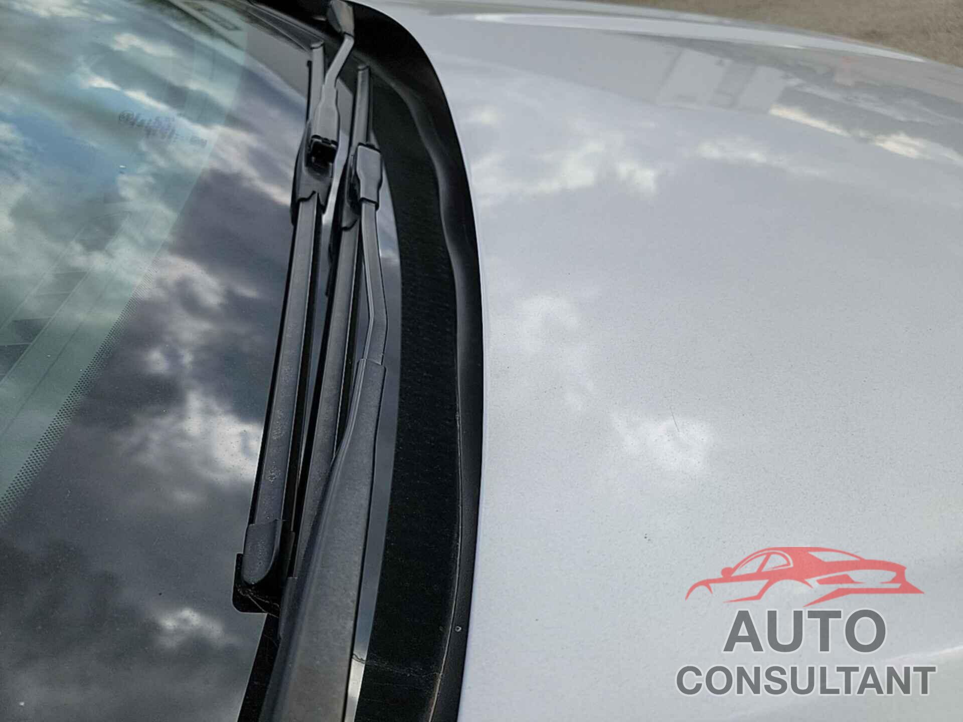 FORD ESCAPE 2019 - 1FMCU0GD4KUB33376