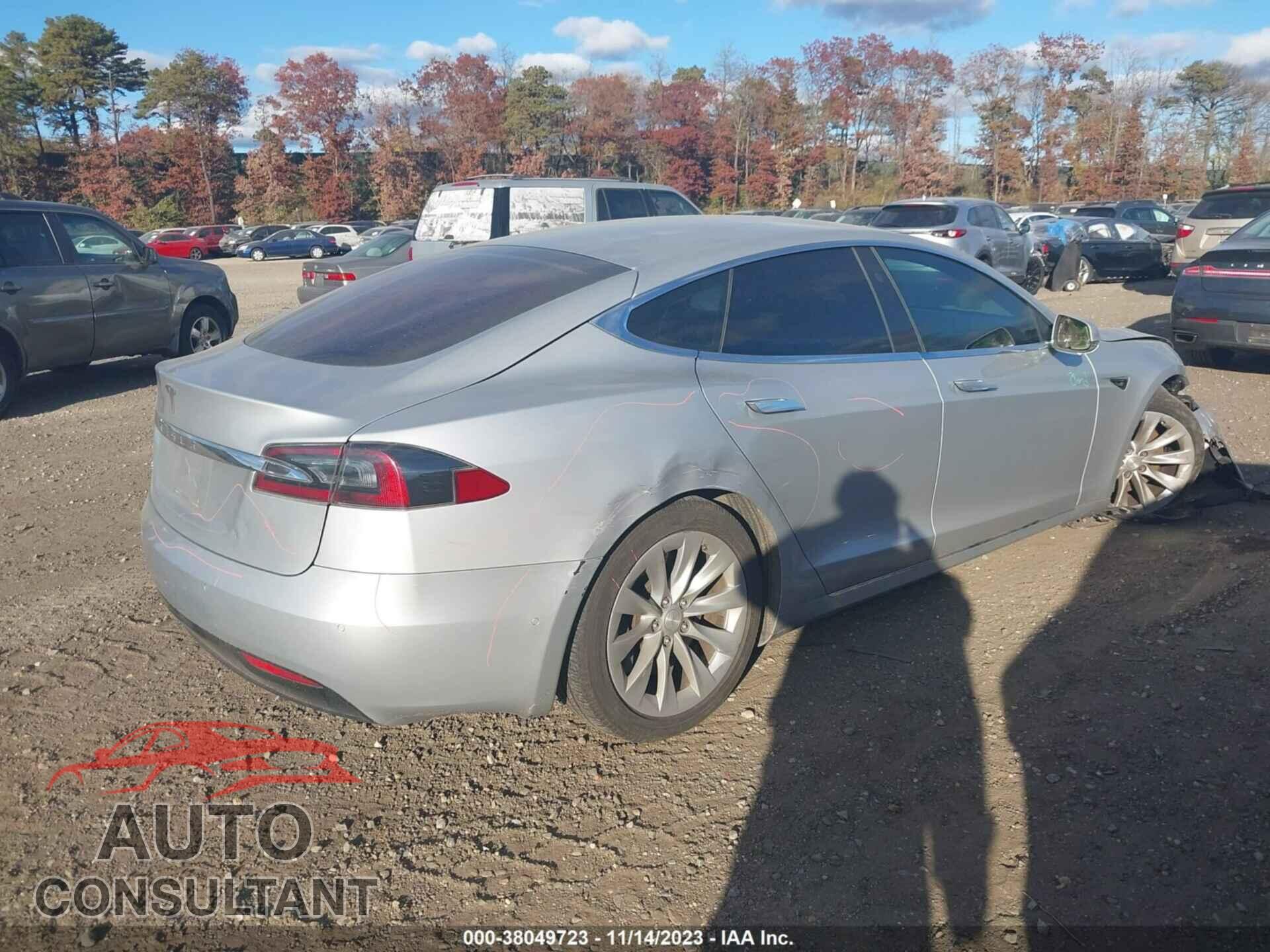 TESLA MODEL S 2017 - 5YJSA1E2XHF182003