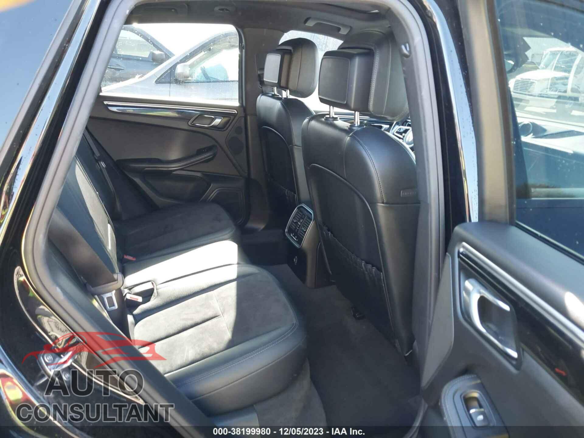 PORSCHE MACAN 2017 - WP1AA2A53HLB80820