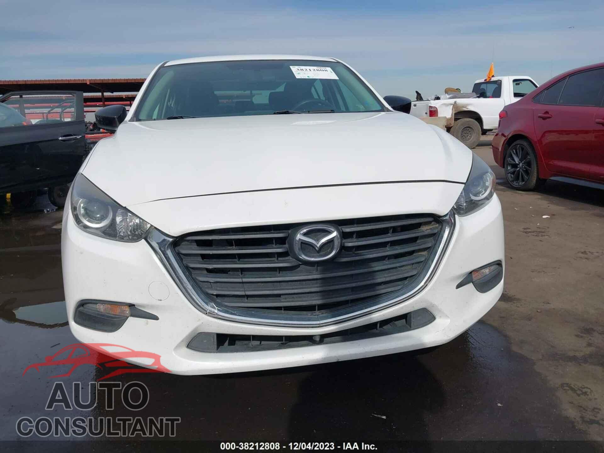 MAZDA MAZDA3 2017 - 3MZBN1U76HM107809