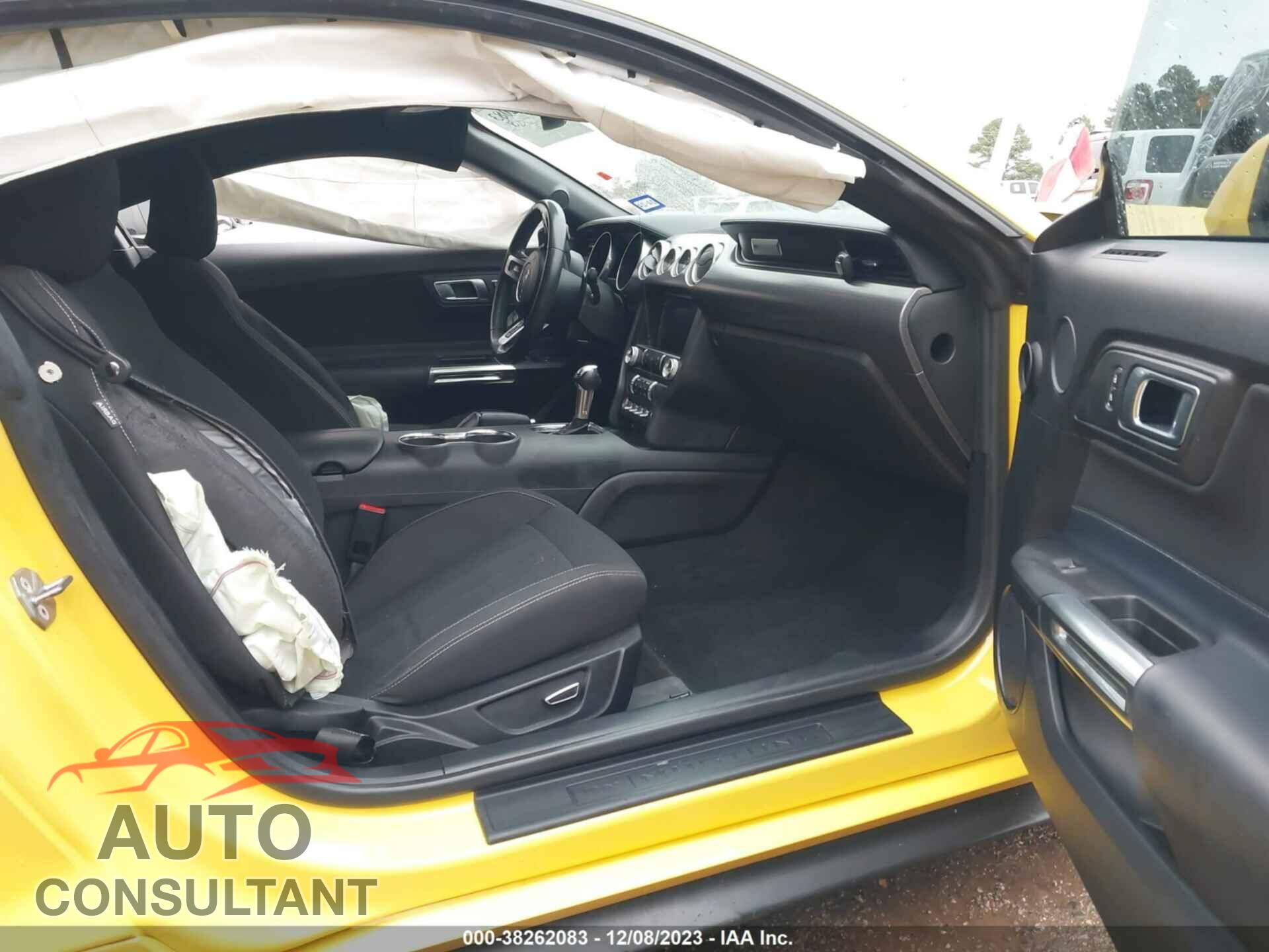 FORD MUSTANG 2018 - 1FA6P8TH2J5104022