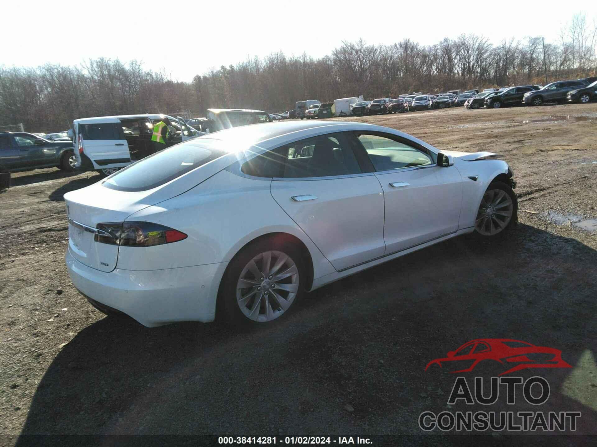 TESLA MODEL S 2018 - 5YJSA1E28JF297799