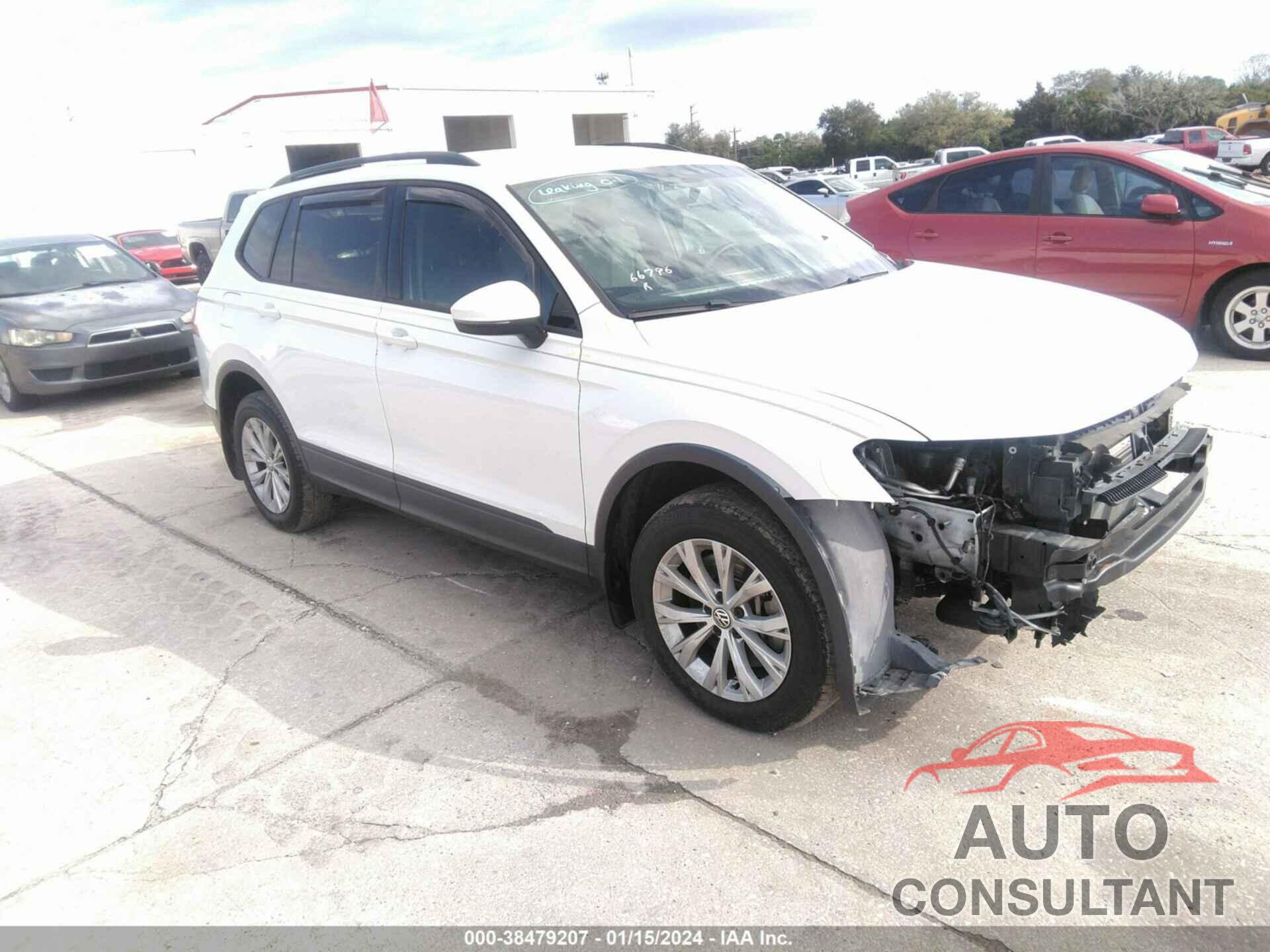 VOLKSWAGEN TIGUAN 2018 - 3VV1B7AX3JM090215