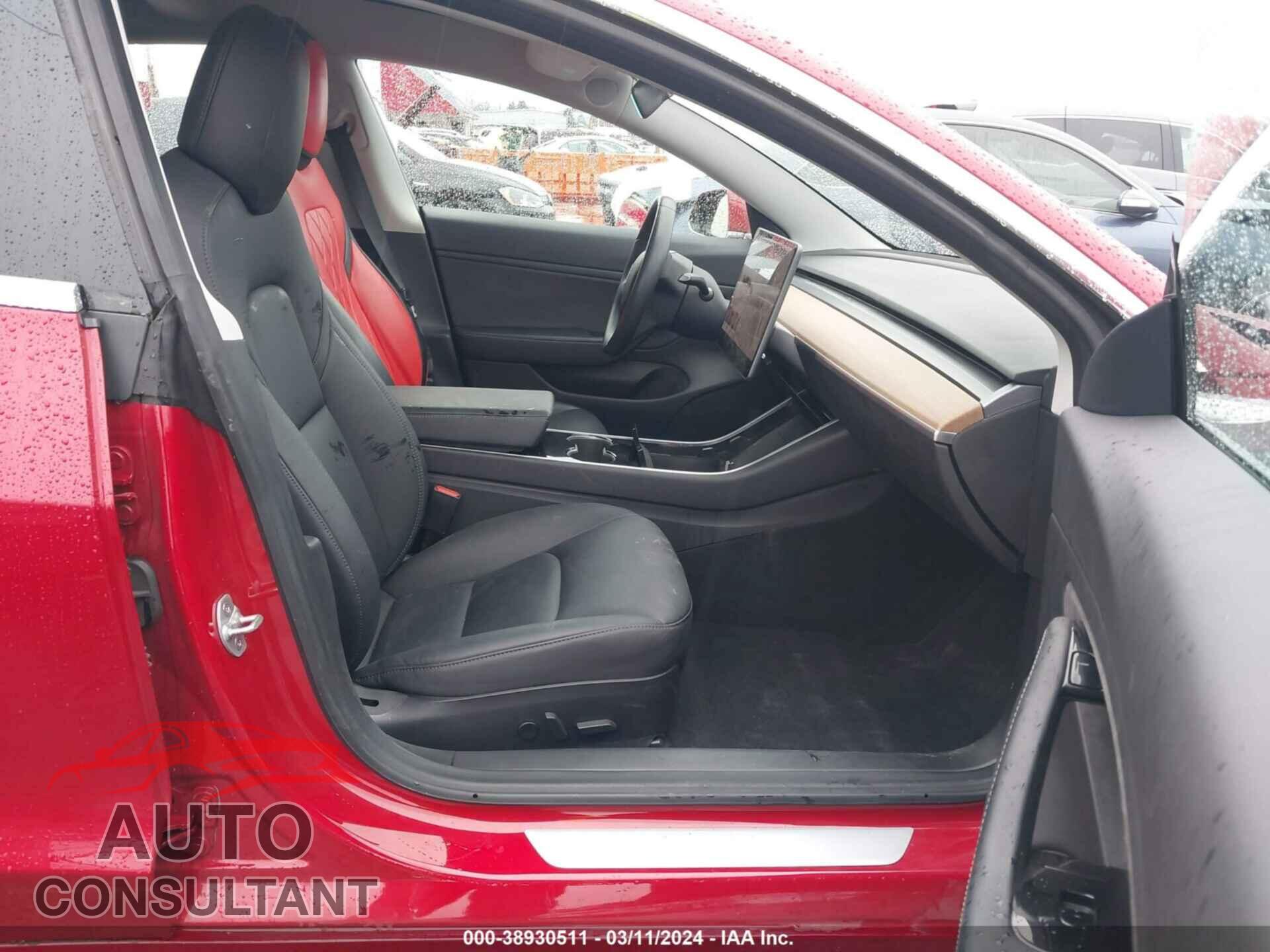 TESLA MODEL 3 2018 - 5YJ3E1EB9JF121675