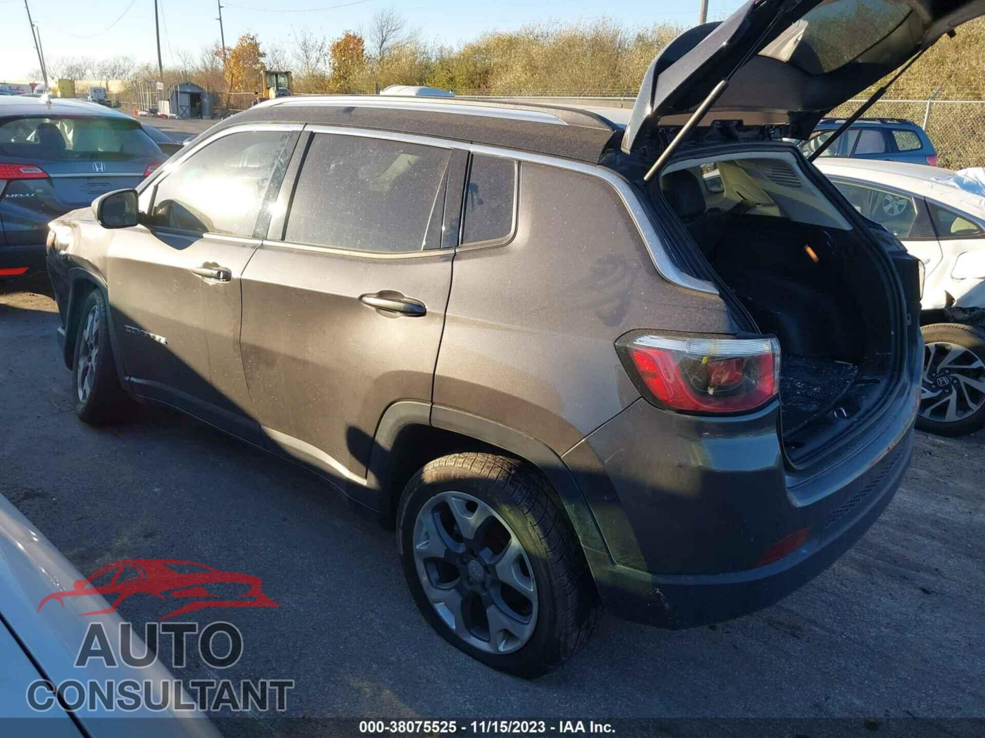 JEEP COMPASS 2018 - 3C4NJDCB2JT212572