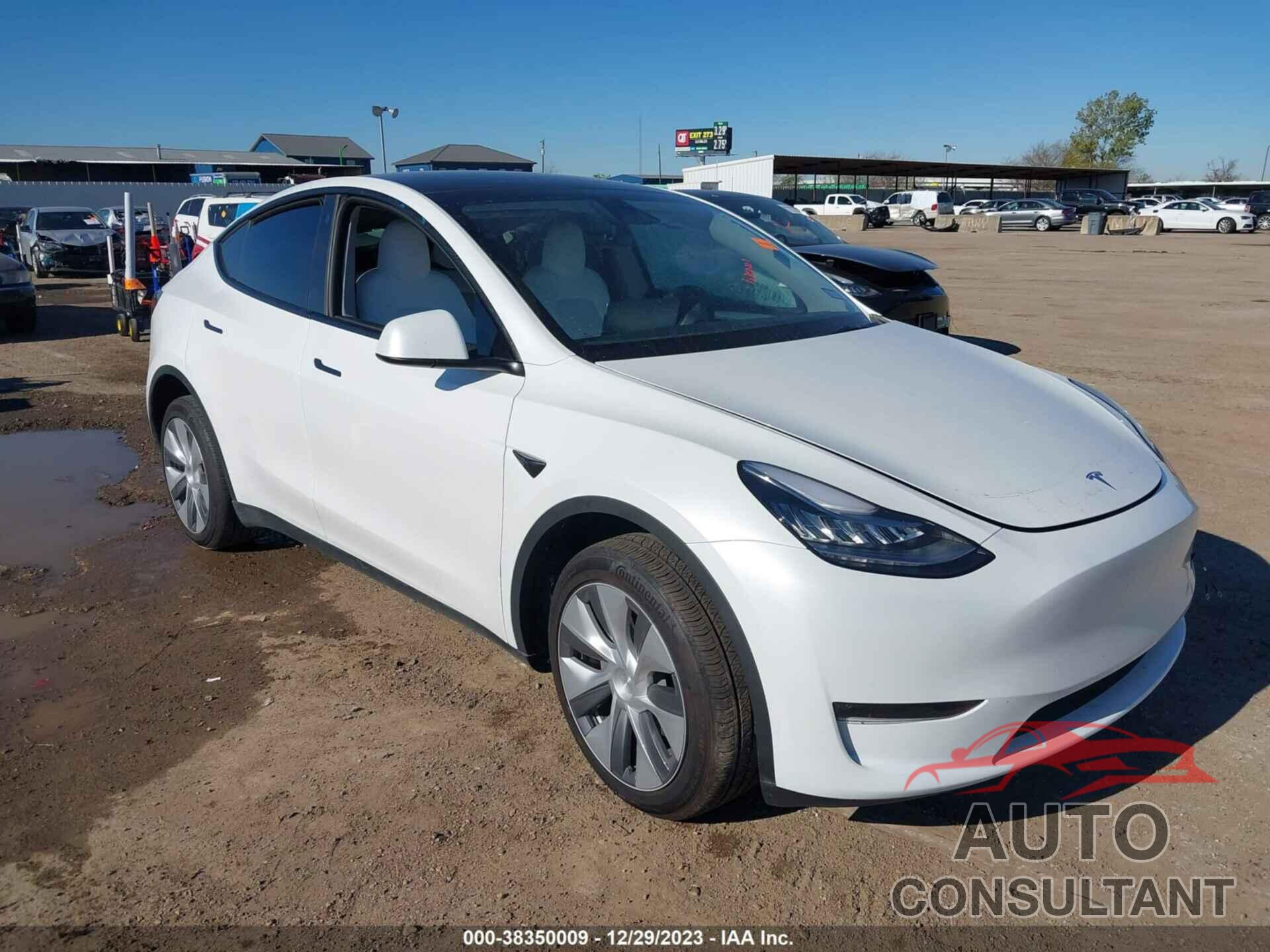 TESLA MODEL Y 2023 - 7SAYGDEE2PA093089