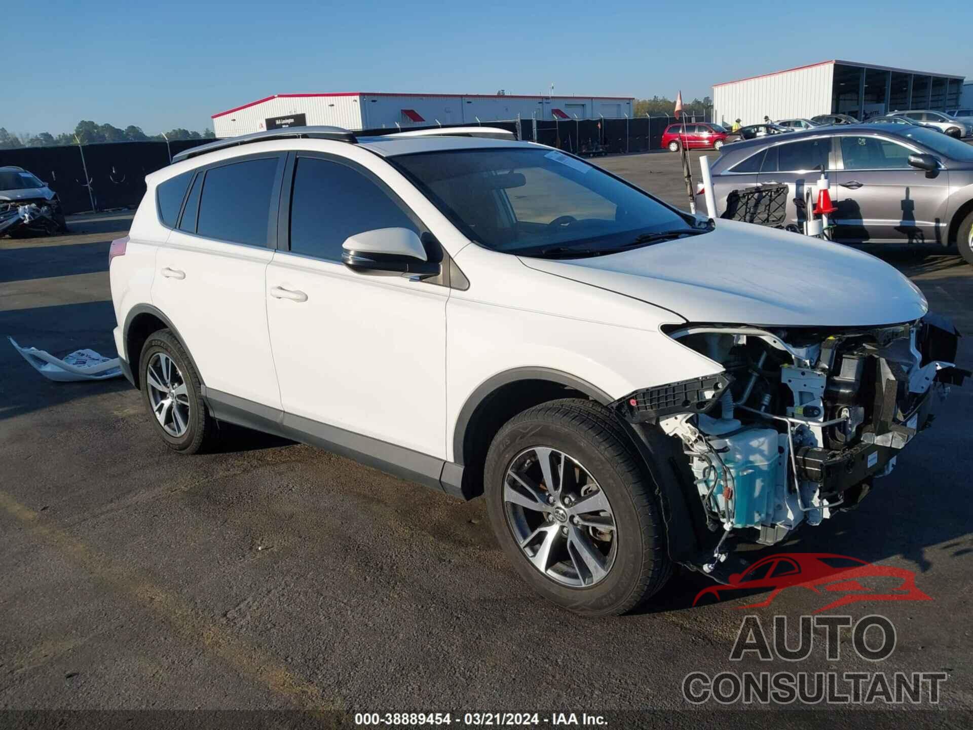 TOYOTA RAV4 2016 - JTMWFREV0GJ099957
