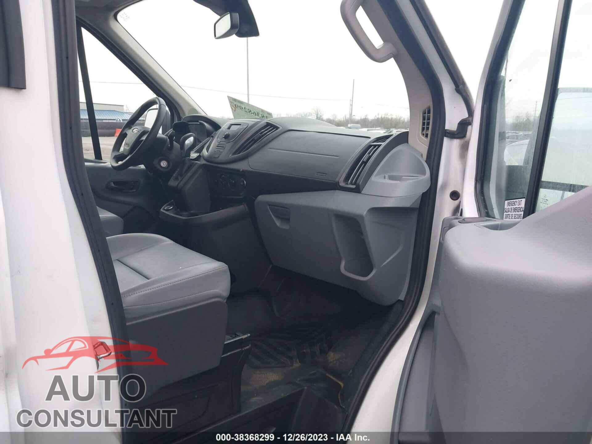 FORD TRANSIT-350 2017 - 1FBVU4XM4HKA15552