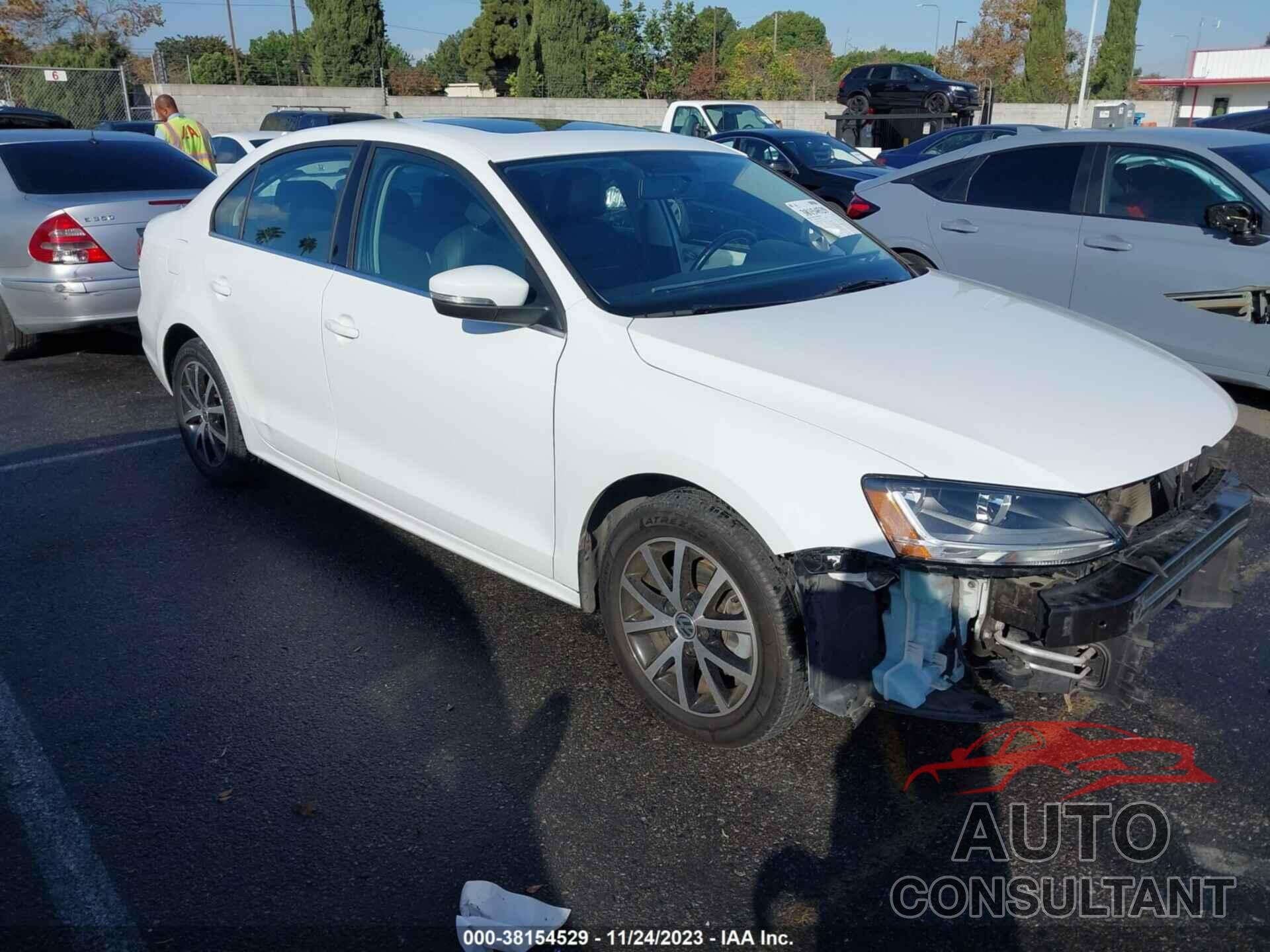 VOLKSWAGEN JETTA 2017 - 3VWDB7AJ5HM329701