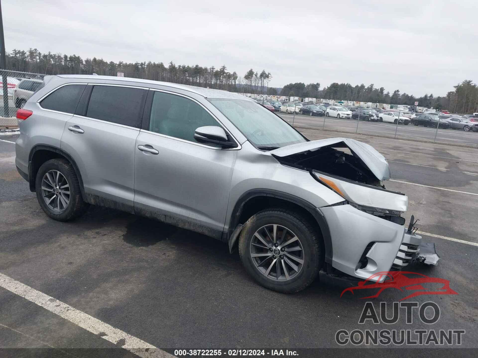 TOYOTA HIGHLANDER 2019 - 5TDJZRFH8KS612068