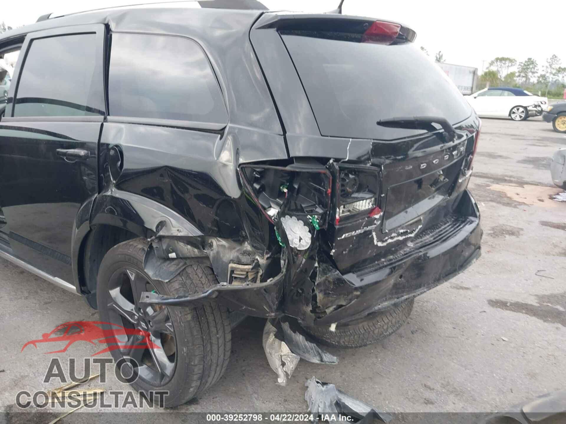 DODGE JOURNEY 2020 - 3C4PDCGB5LT266830