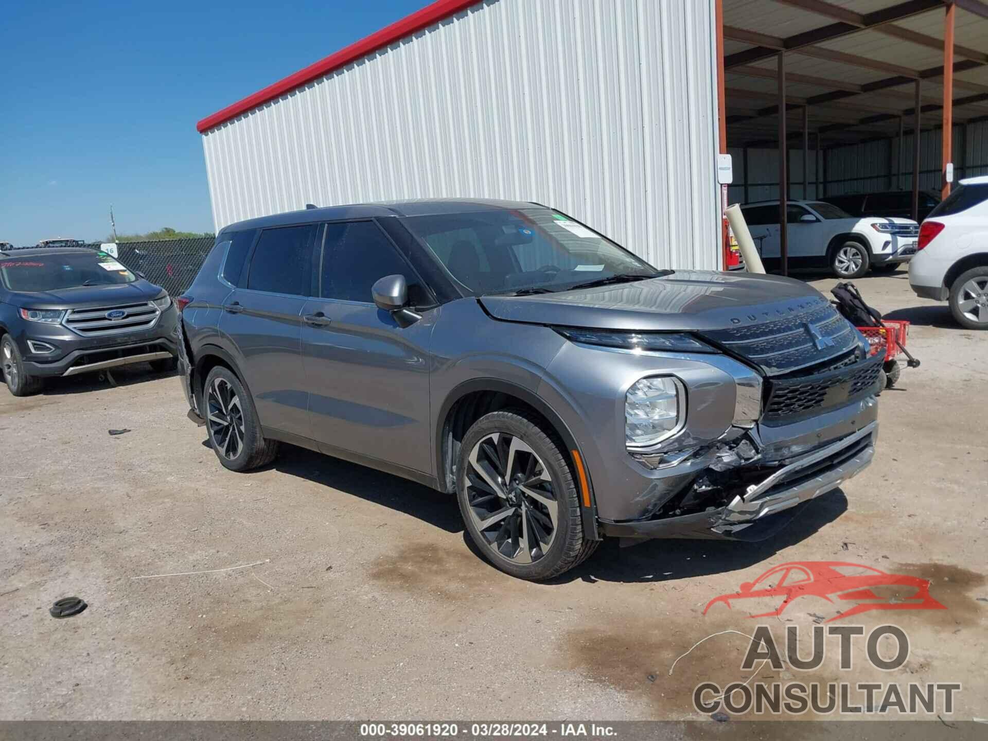 MITSUBISHI OUTLANDER 2022 - JA4J3UA83NZ017797