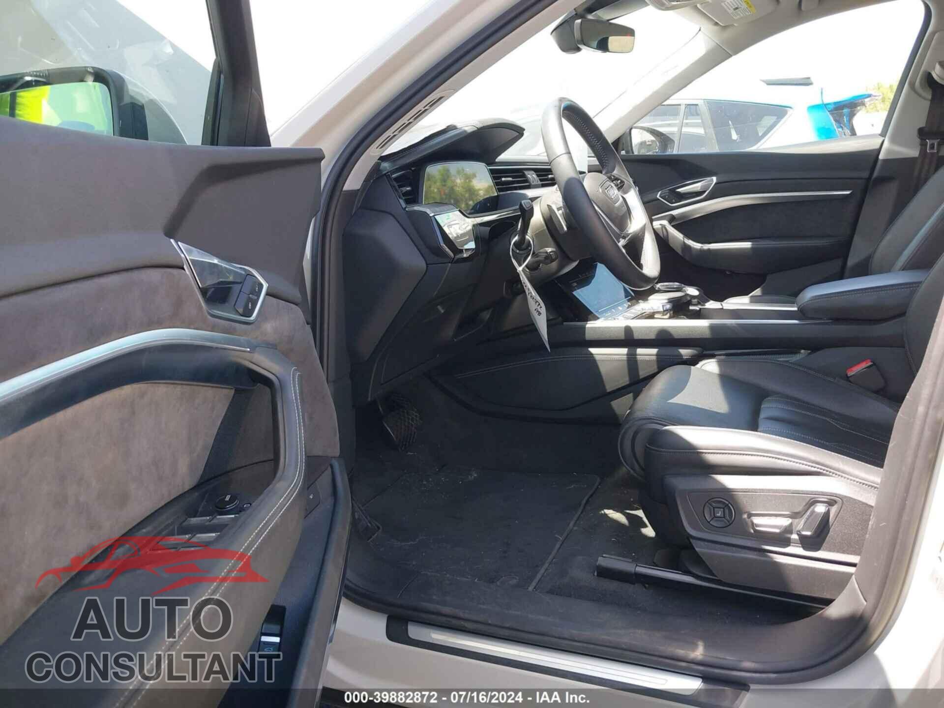 AUDI E-TRON 2021 - WA1VABGEXMB026867