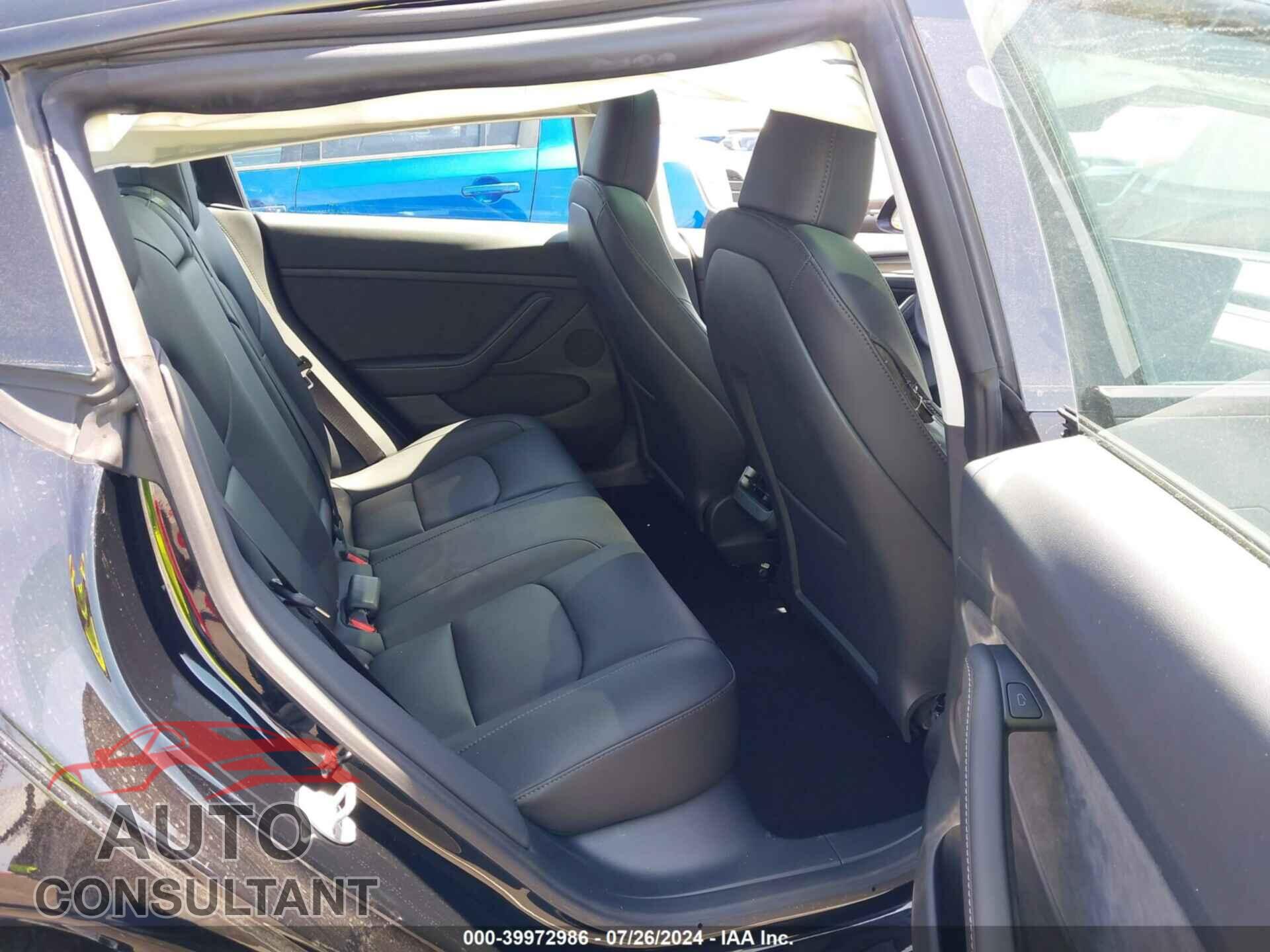 TESLA MODEL 3 2023 - 5YJ3E1EA3PF569846