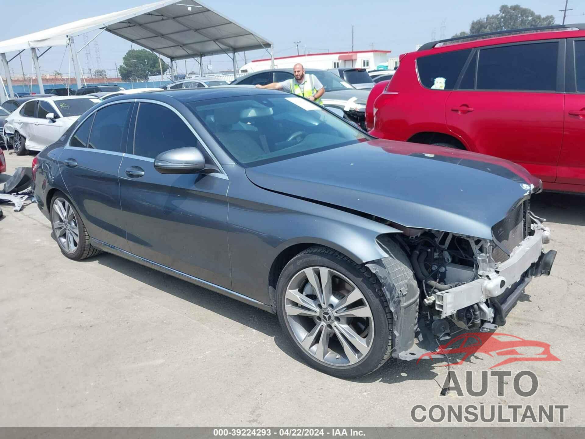 MERCEDES-BENZ C 300 2017 - 55SWF4JB2HU229405