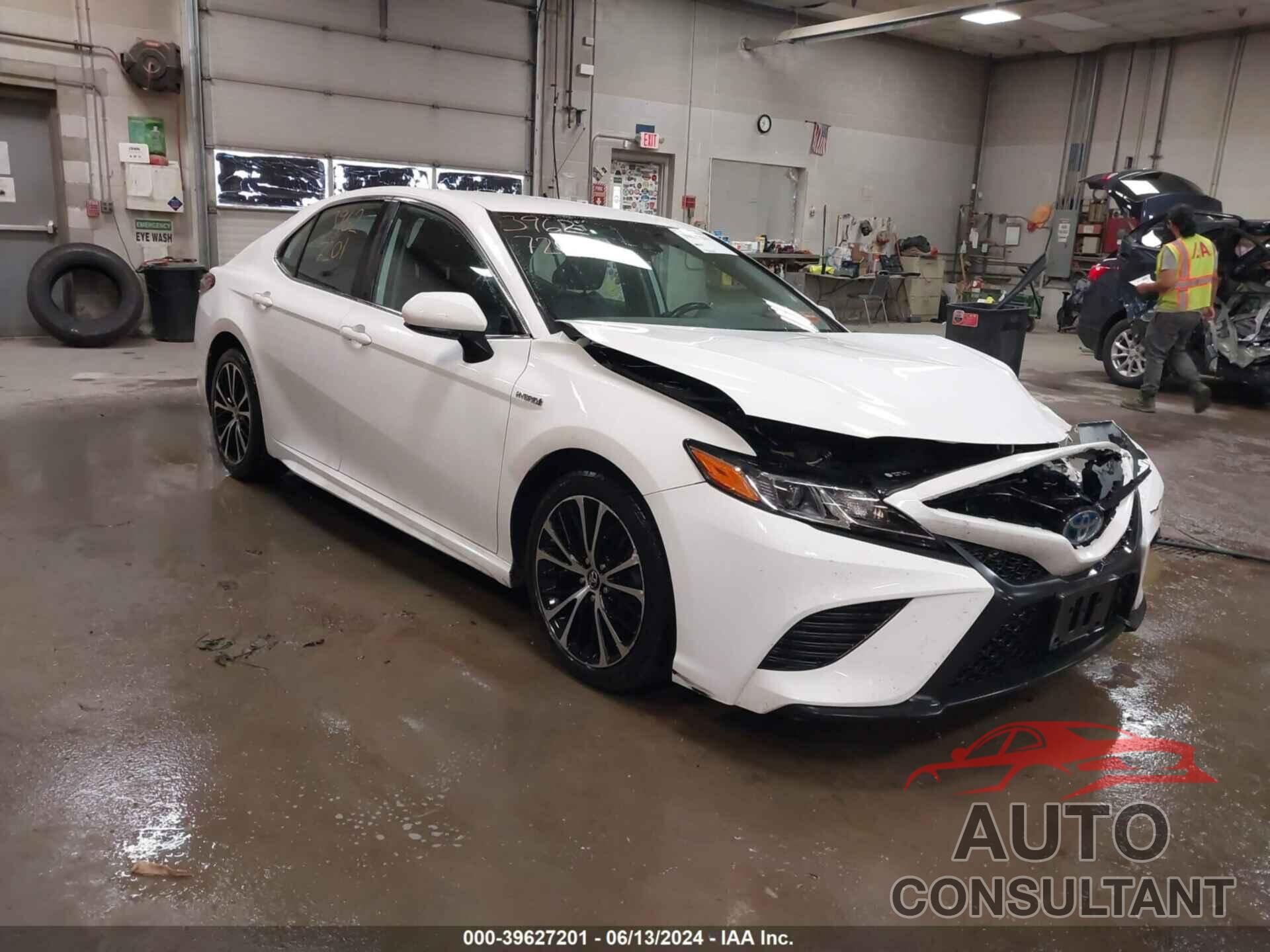 TOYOTA CAMRY HYBRID 2019 - 4T1B21HK1KU012017