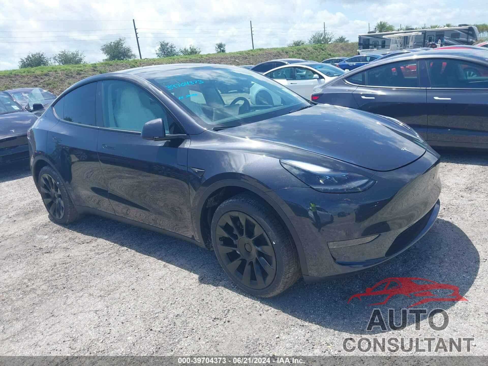 TESLA MODEL Y 2024 - 7SAYGDEDXRF094584