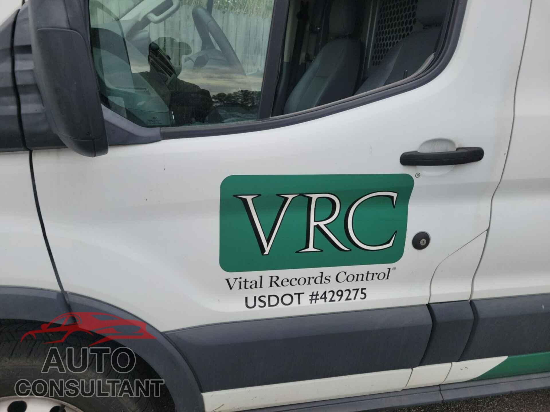 FORD TRANSIT-250 2017 - 1FTYR1ZM2HKA05429
