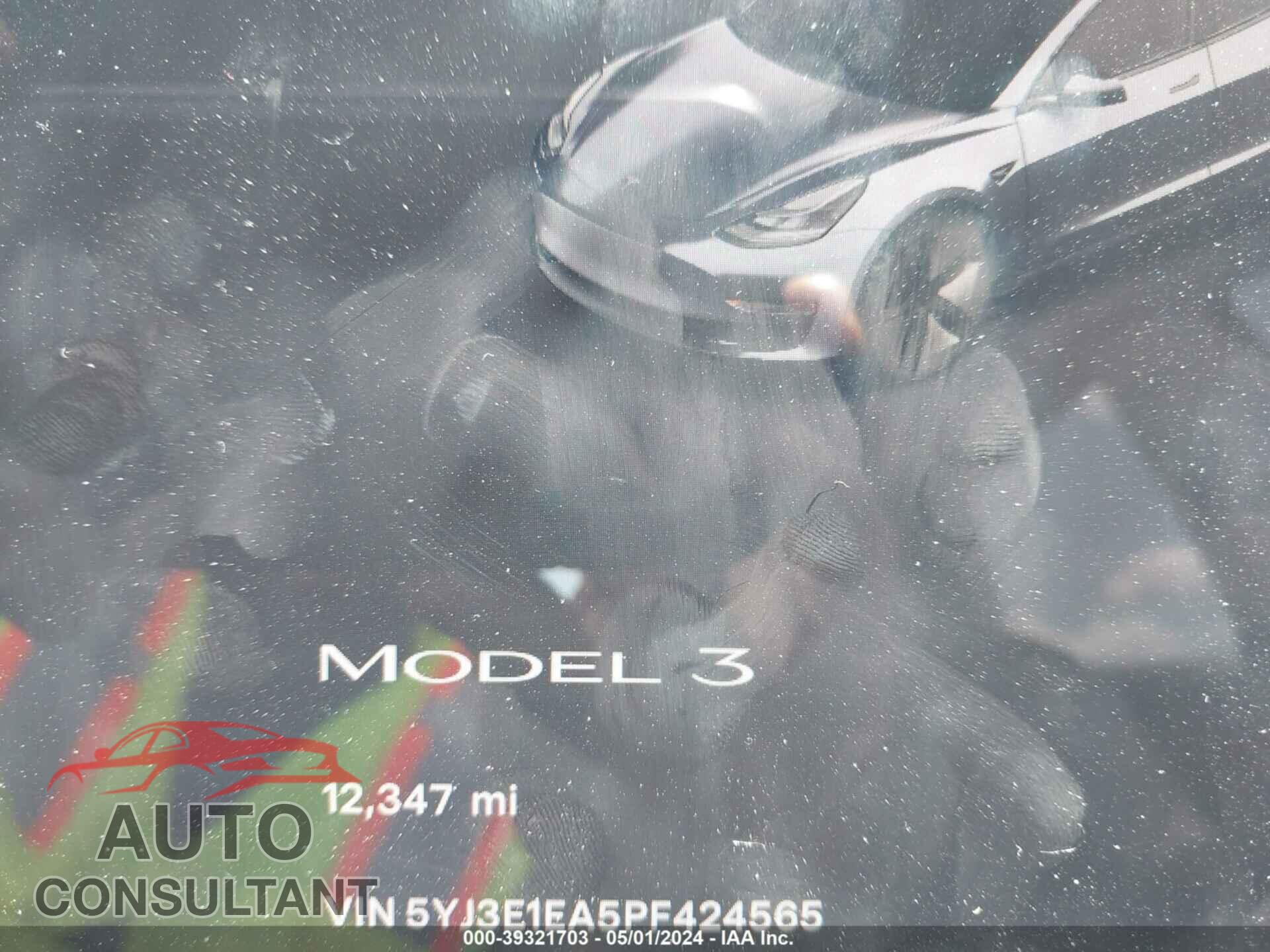 TESLA MODEL 3 2023 - 5YJ3E1EA5PF424565