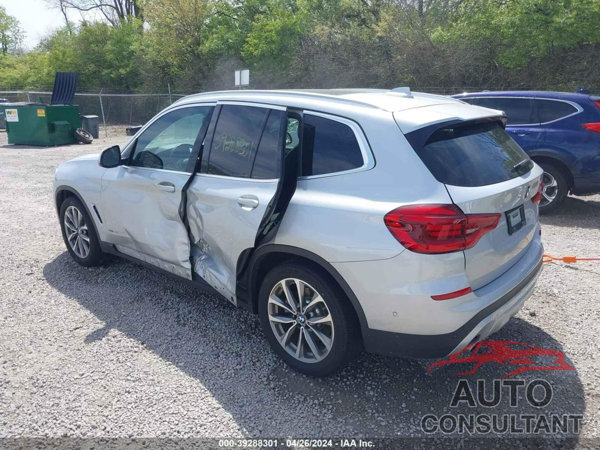 BMW X3 2018 - 5UXTR9C51JLD57445