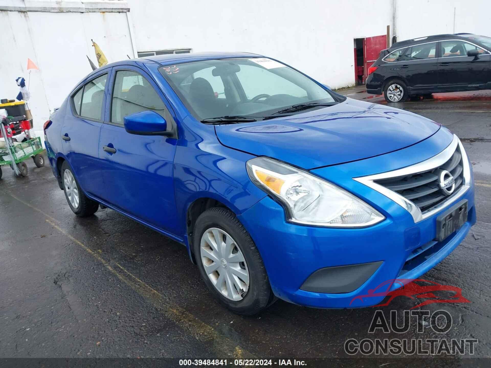 NISSAN VERSA 2017 - 3N1CN7AP6HL817591