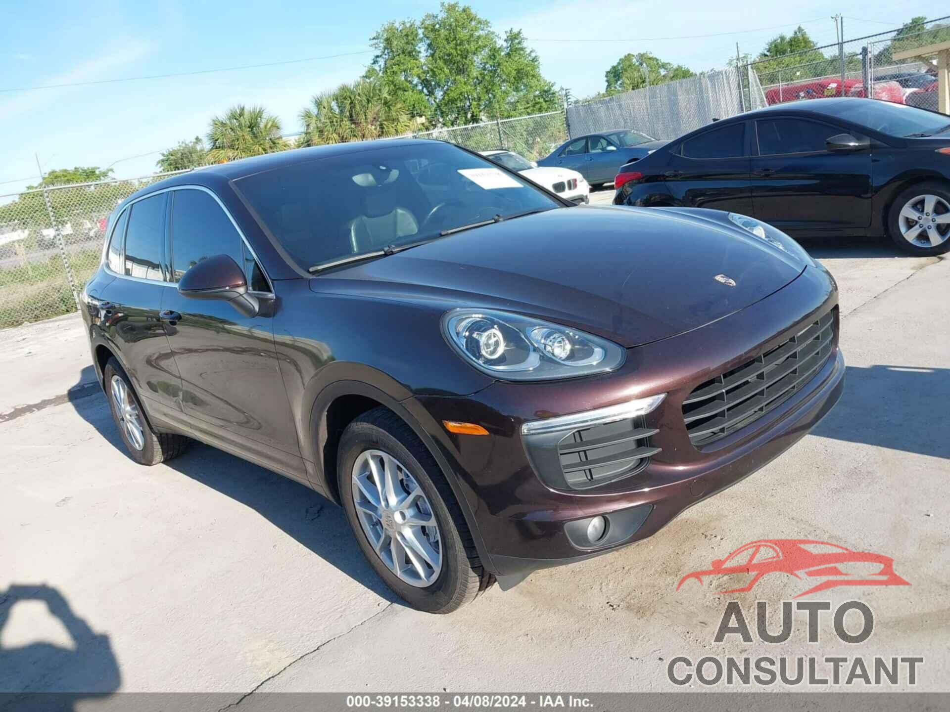 PORSCHE CAYENNE 2016 - WP1AA2A27GLA08651