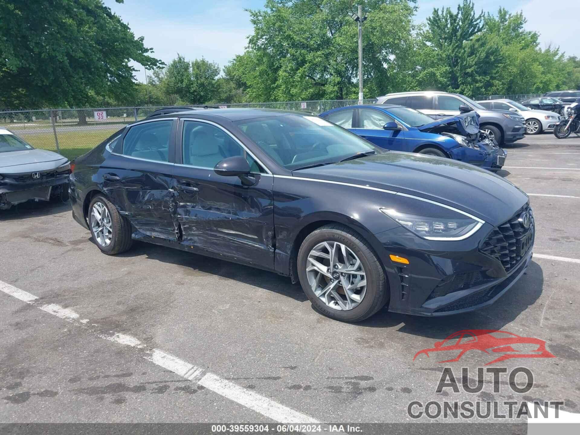 HYUNDAI SONATA 2023 - KMHL64JA4PA301607