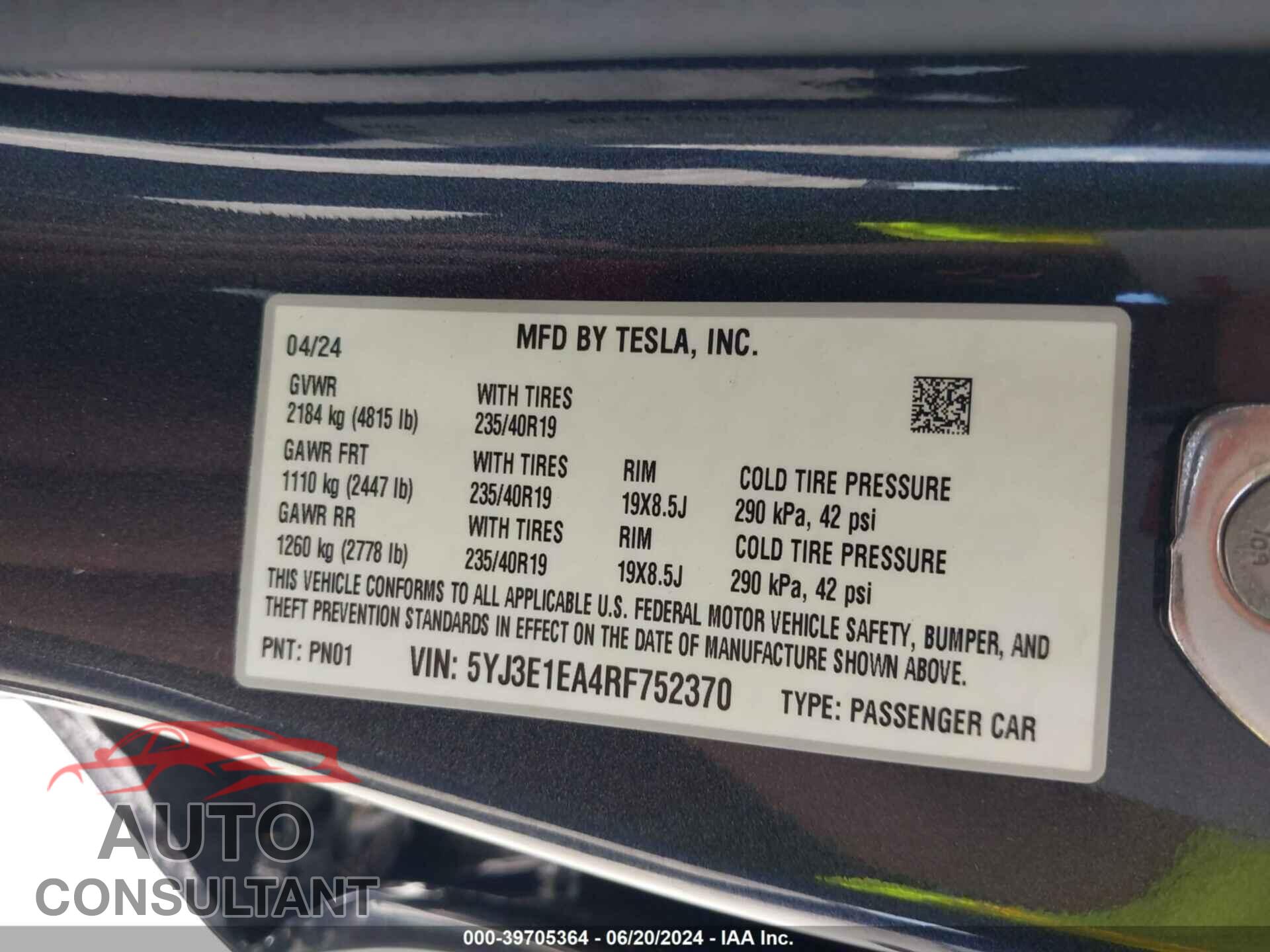 TESLA MODEL 3 2024 - 5YJ3E1EA4RF752370