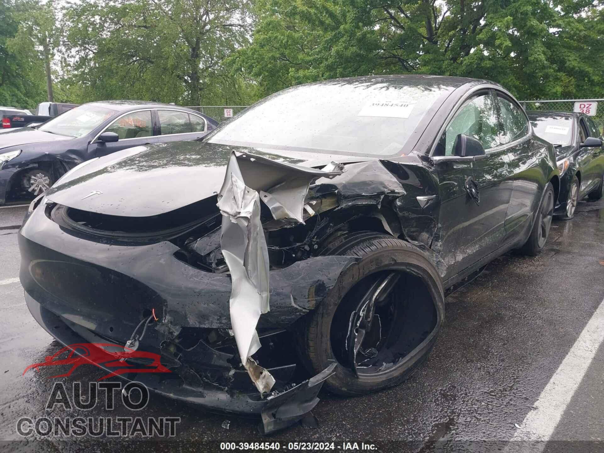 TESLA MODEL 3 2018 - 5YJ3E1EA5JF152770