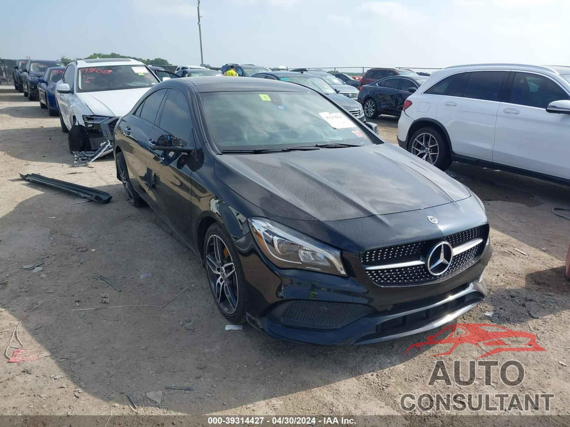 MERCEDES-BENZ CLA 250 2019 - WDDSJ4EB2KN741012