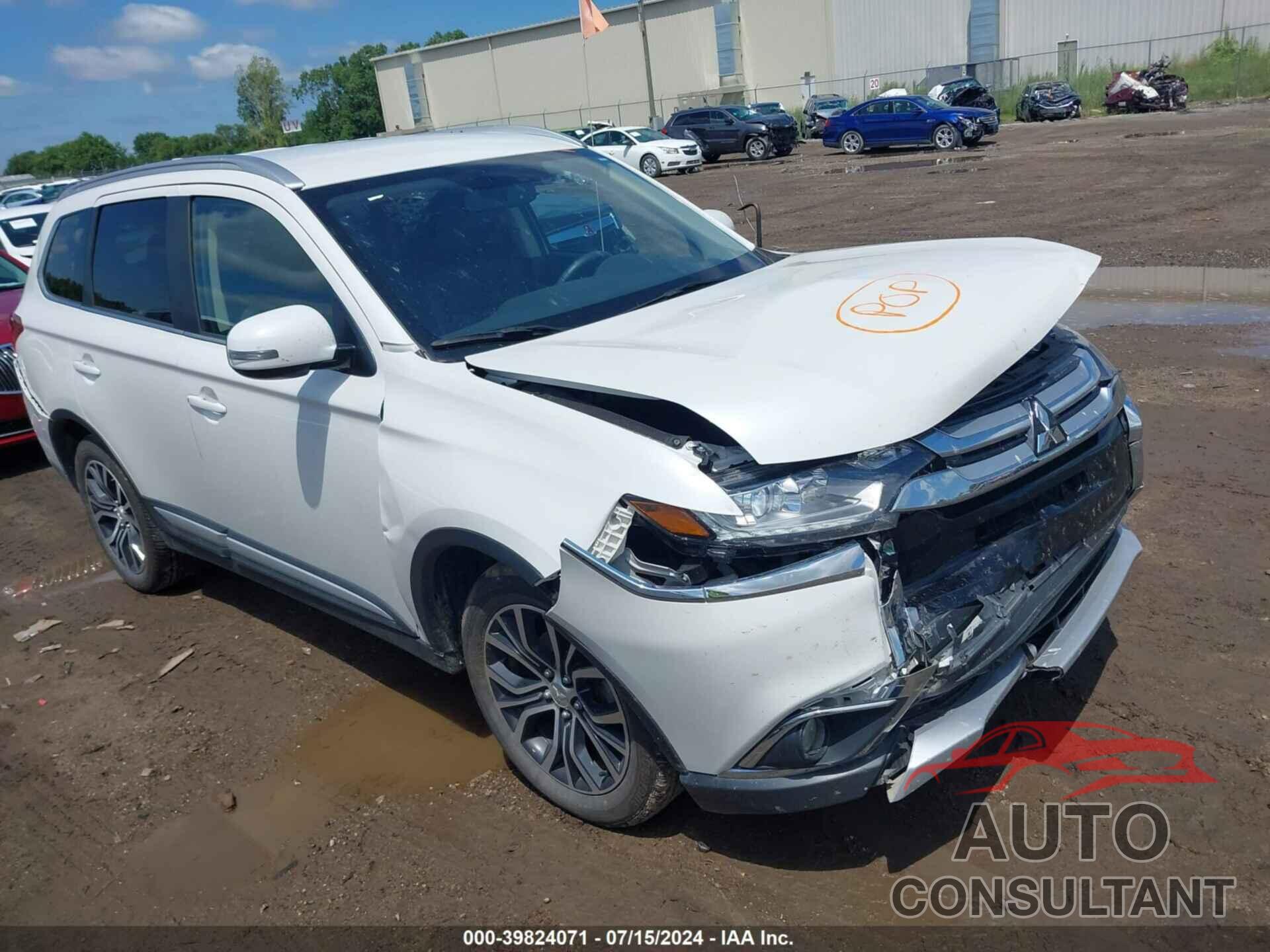 MITSUBISHI OUTLANDER 2018 - JA4AZ3A31JZ063670