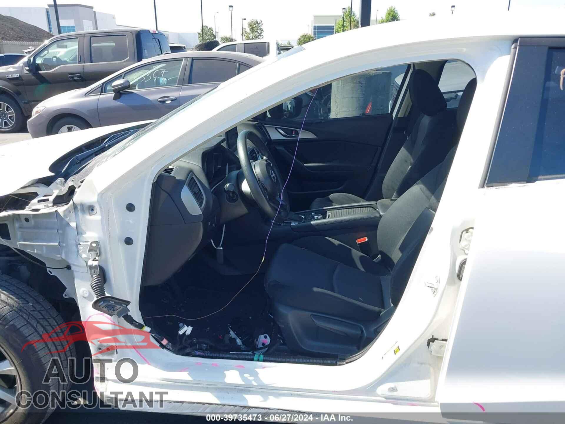MAZDA MAZDA3 2017 - 3MZBN1K72HM121774