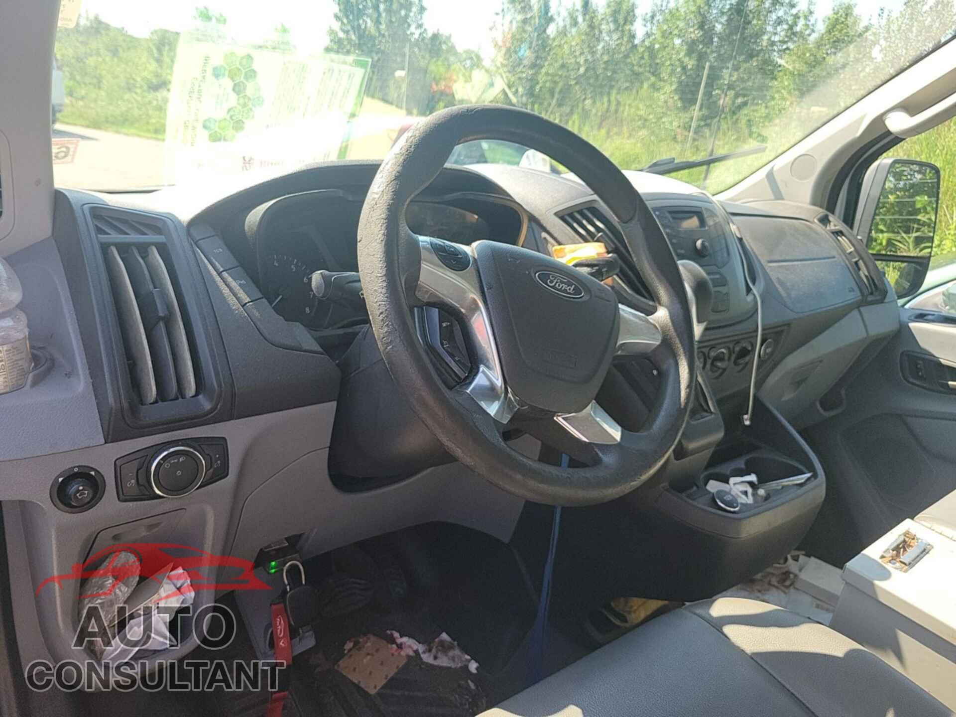 FORD TRANSIT-150 2017 - 1FTYE1YM4HKA82266