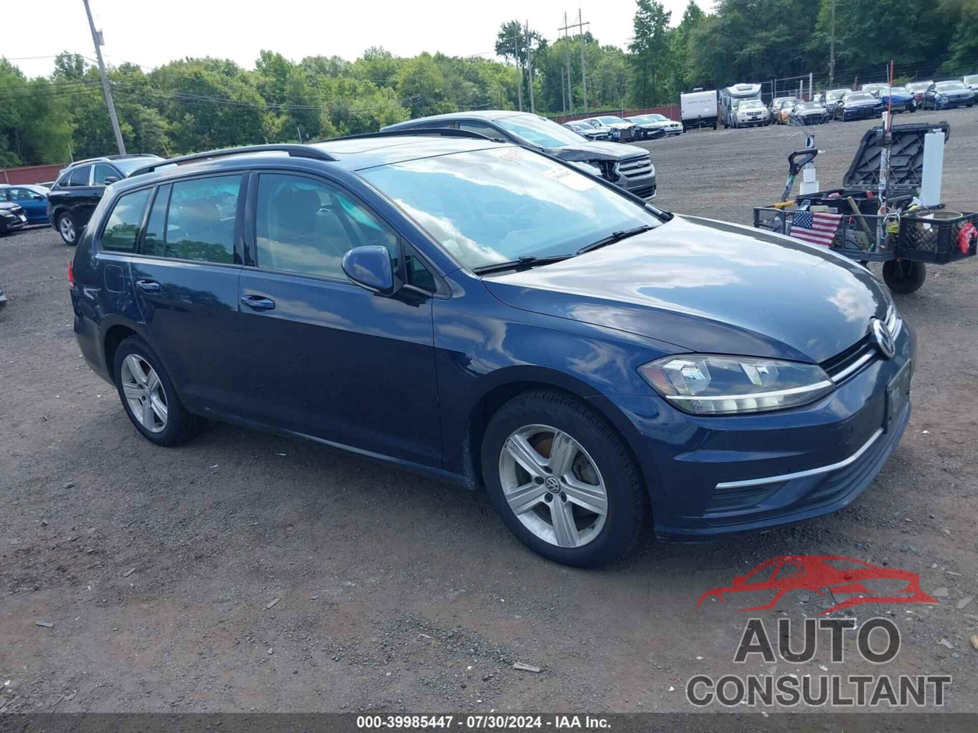 VOLKSWAGEN GOLF SPORTWAGEN 2018 - 3VWD17AUXJM756617