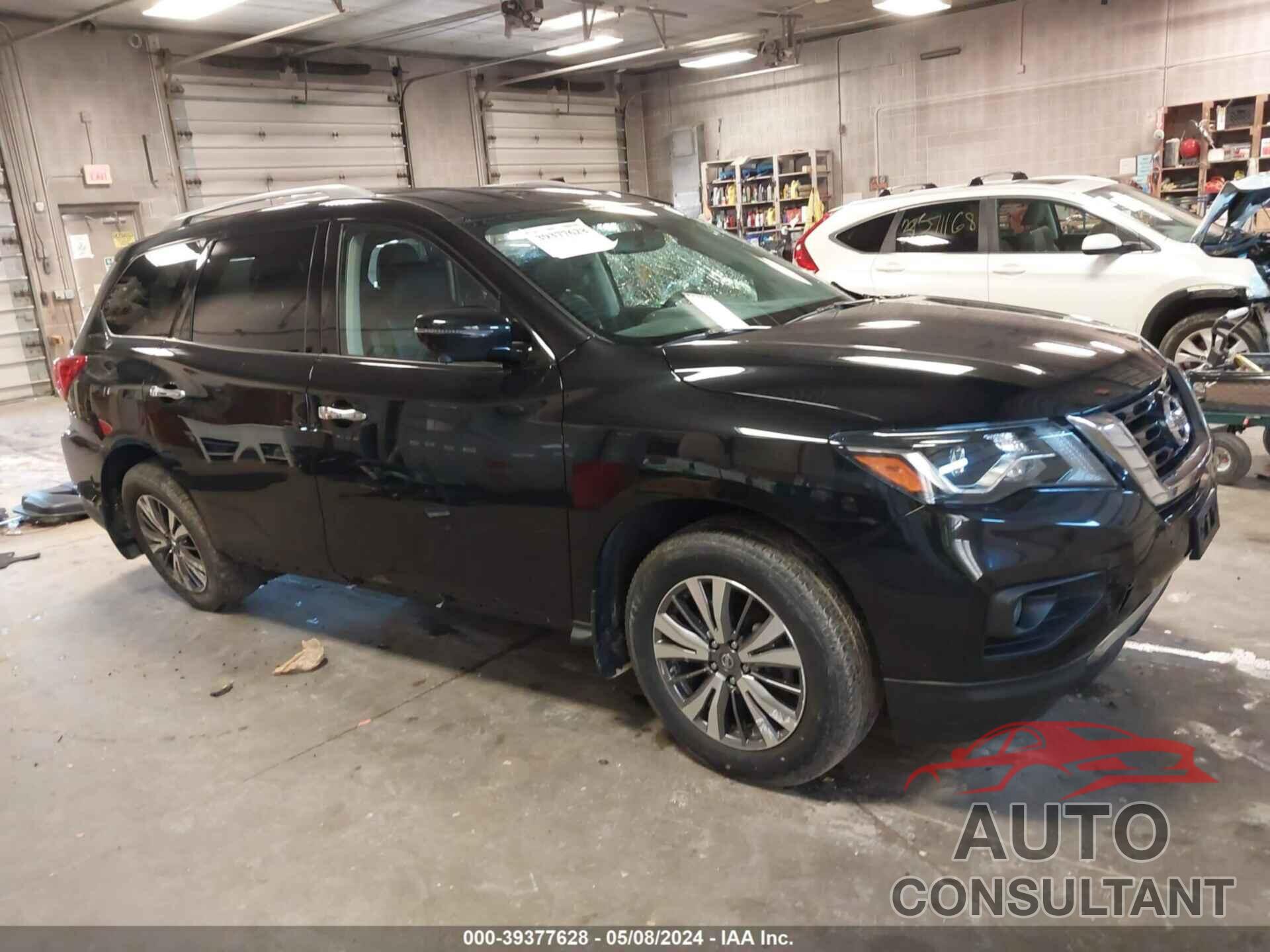 NISSAN PATHFINDER 2018 - 5N1DR2MM7JC618816