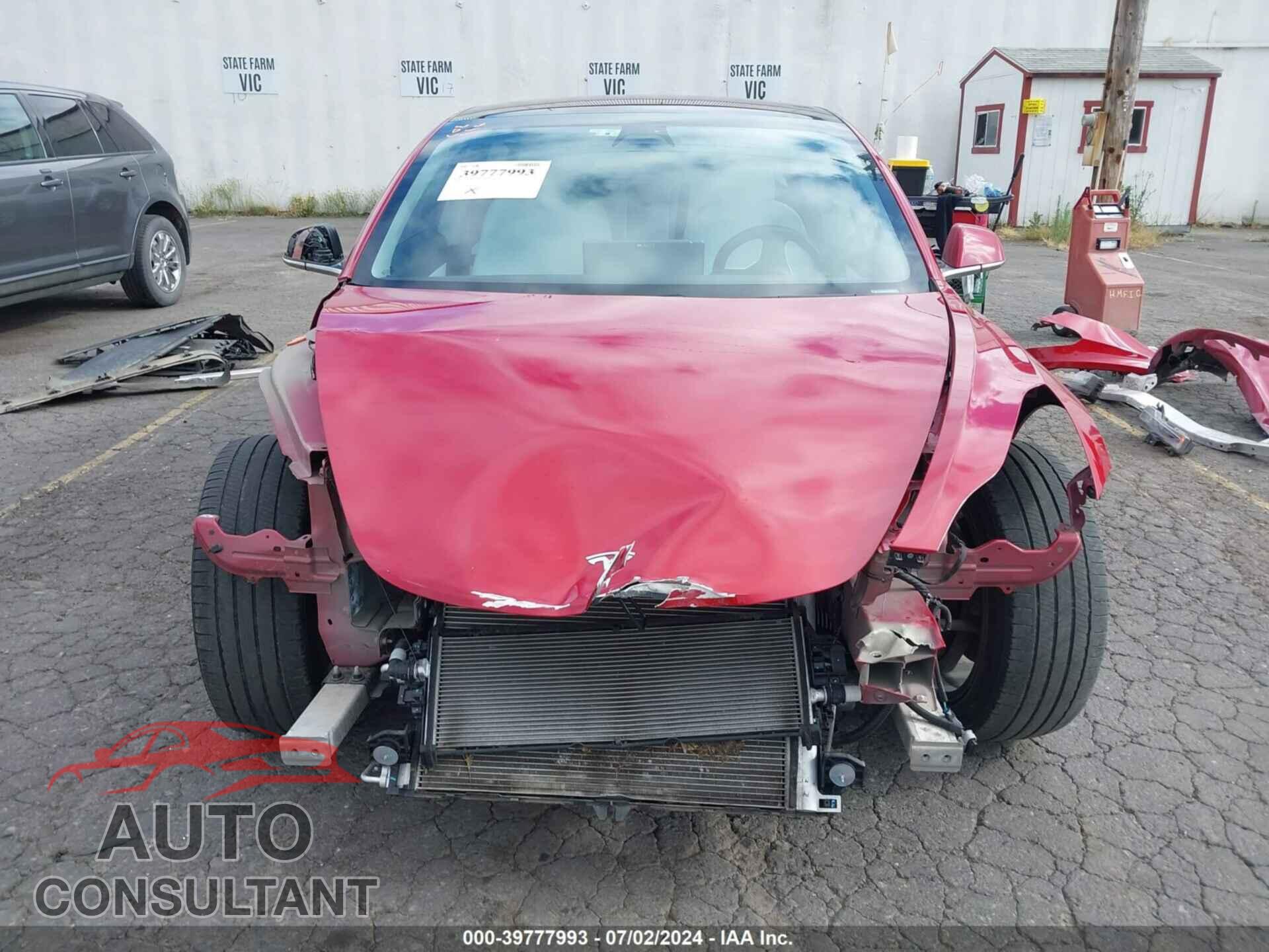TESLA MODEL 3 2018 - 5YJ3E1EB4JF085863