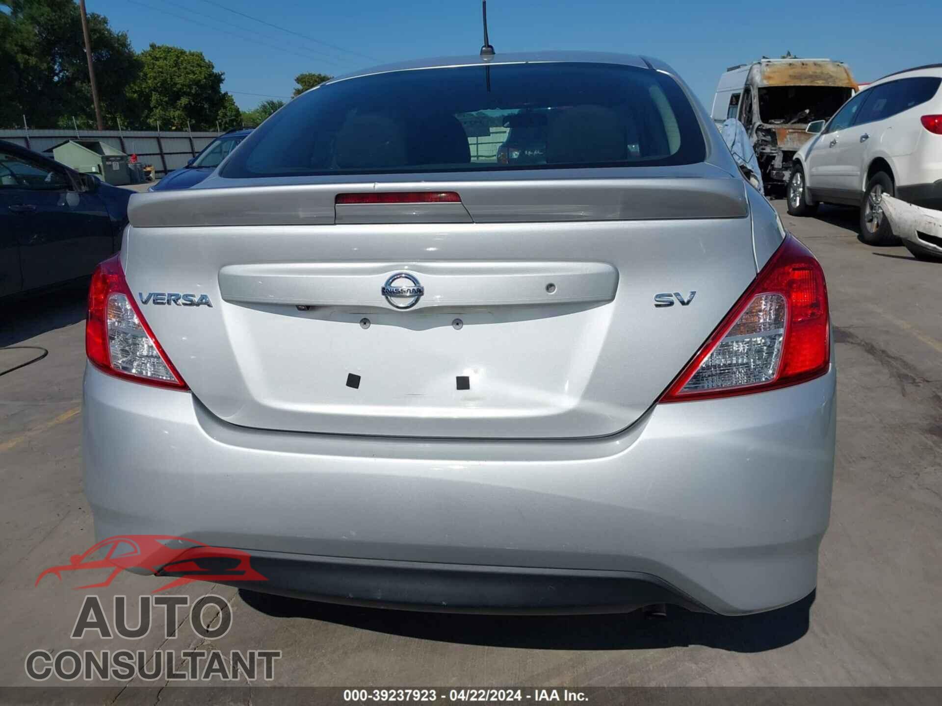 NISSAN VERSA 2019 - 3N1CN7AP3KL837952