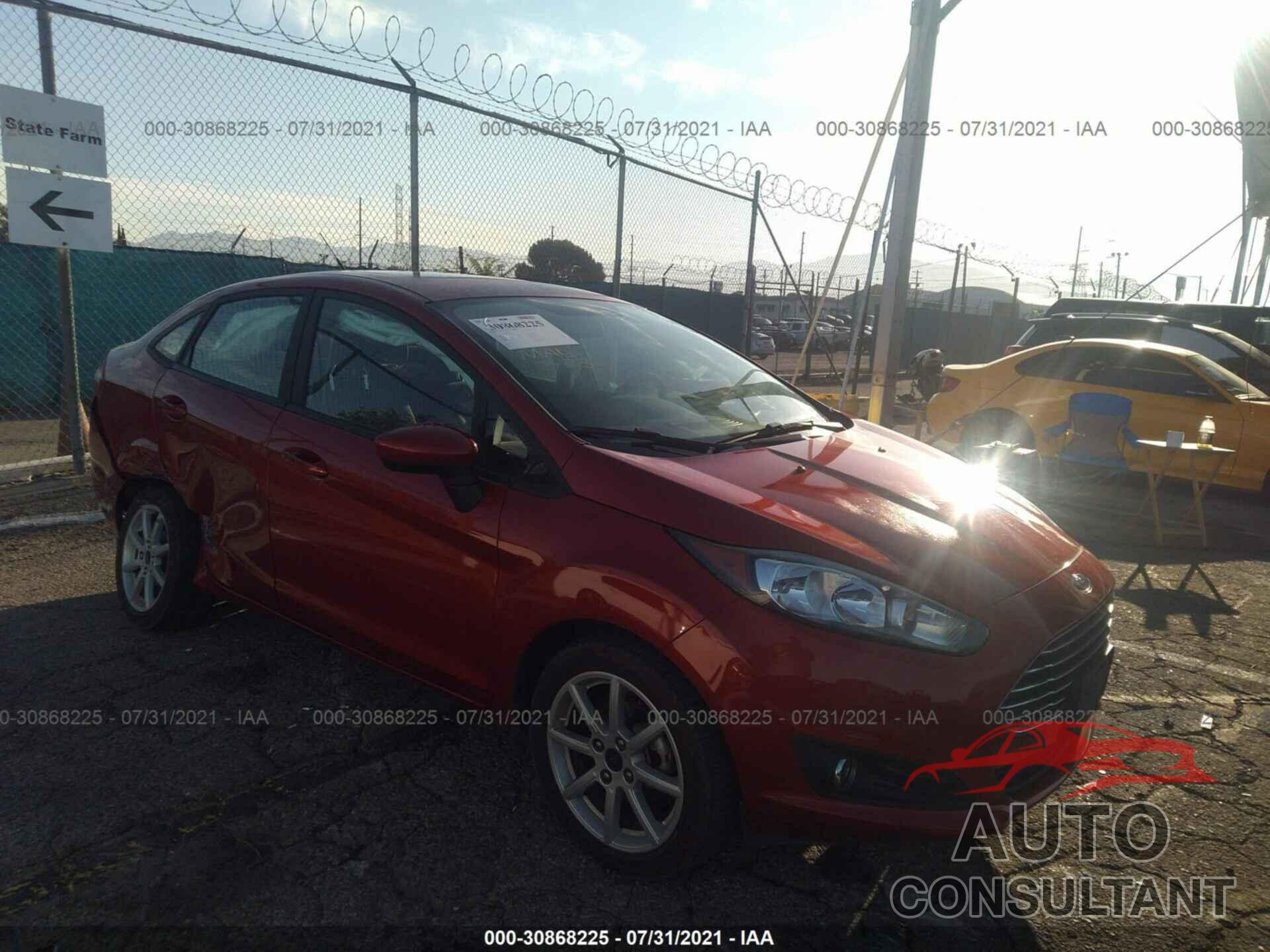 FORD FIESTA 2018 - 3FADP4BJ5JM105907