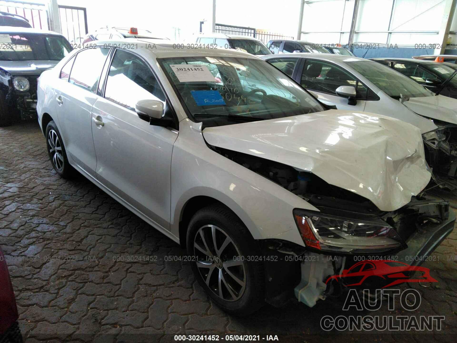 VOLKSWAGEN JETTA 2017 - 3VWDB7AJ1HM397932