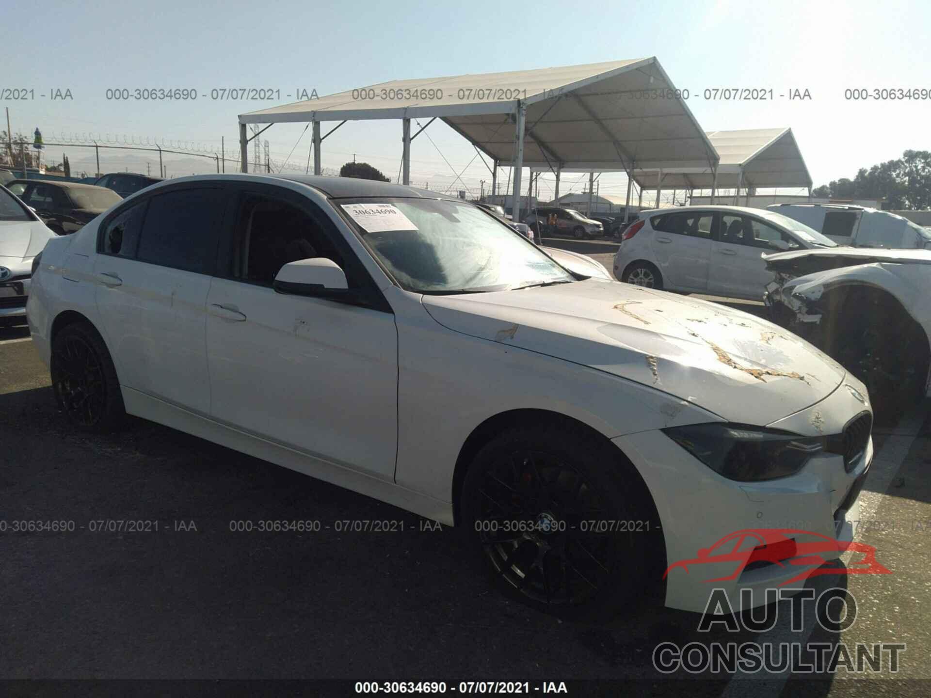 BMW 3 SERIES 2018 - WBA8E5G56JNU45783